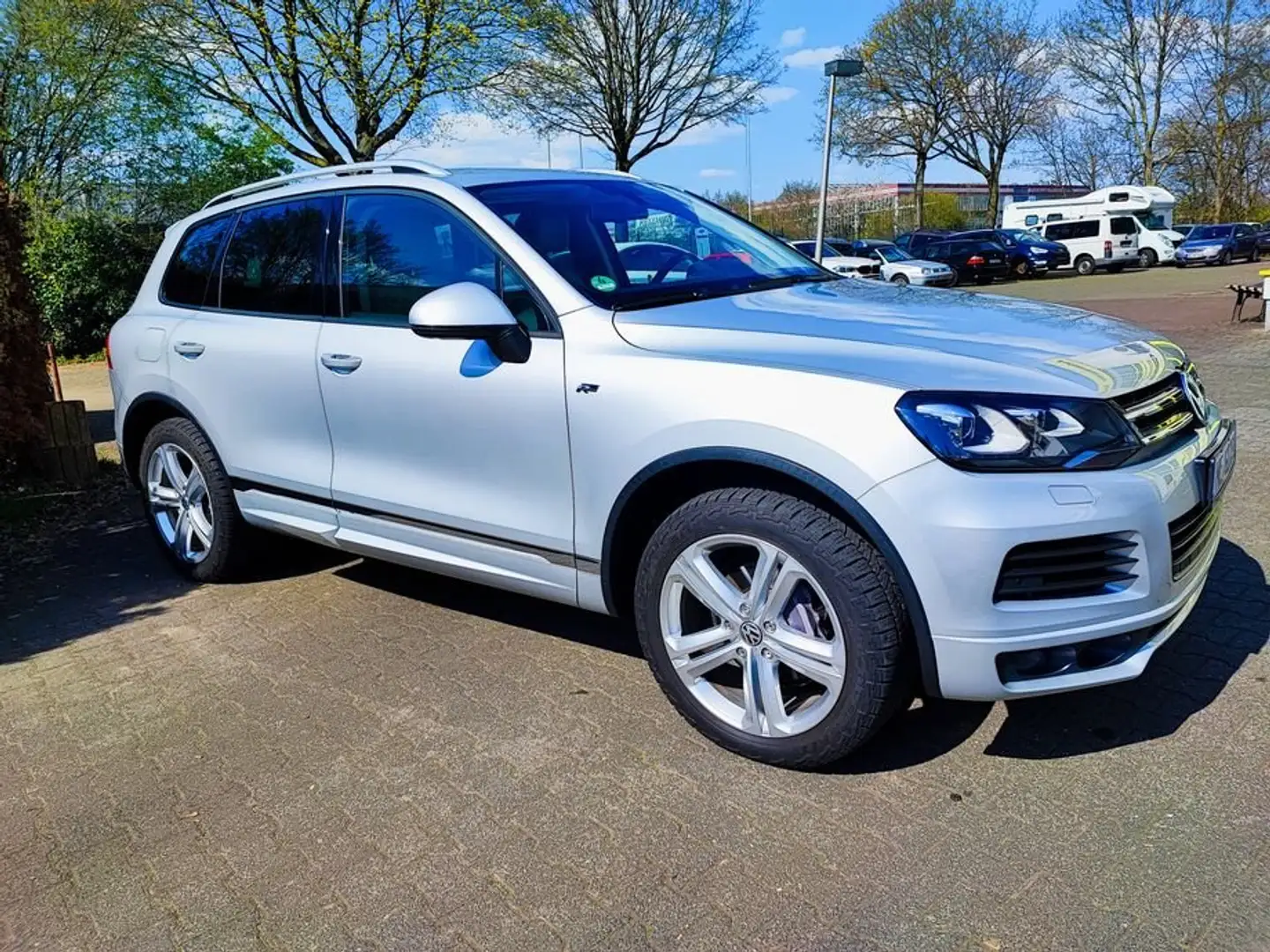Volkswagen Touareg V6 TDI SCR Gris - 2