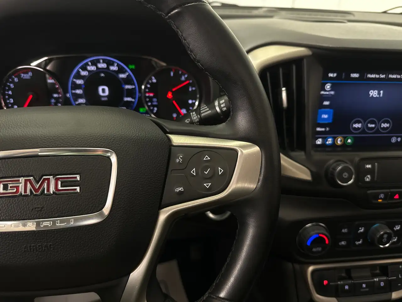 GMC Terrain снимка GMC Terrain