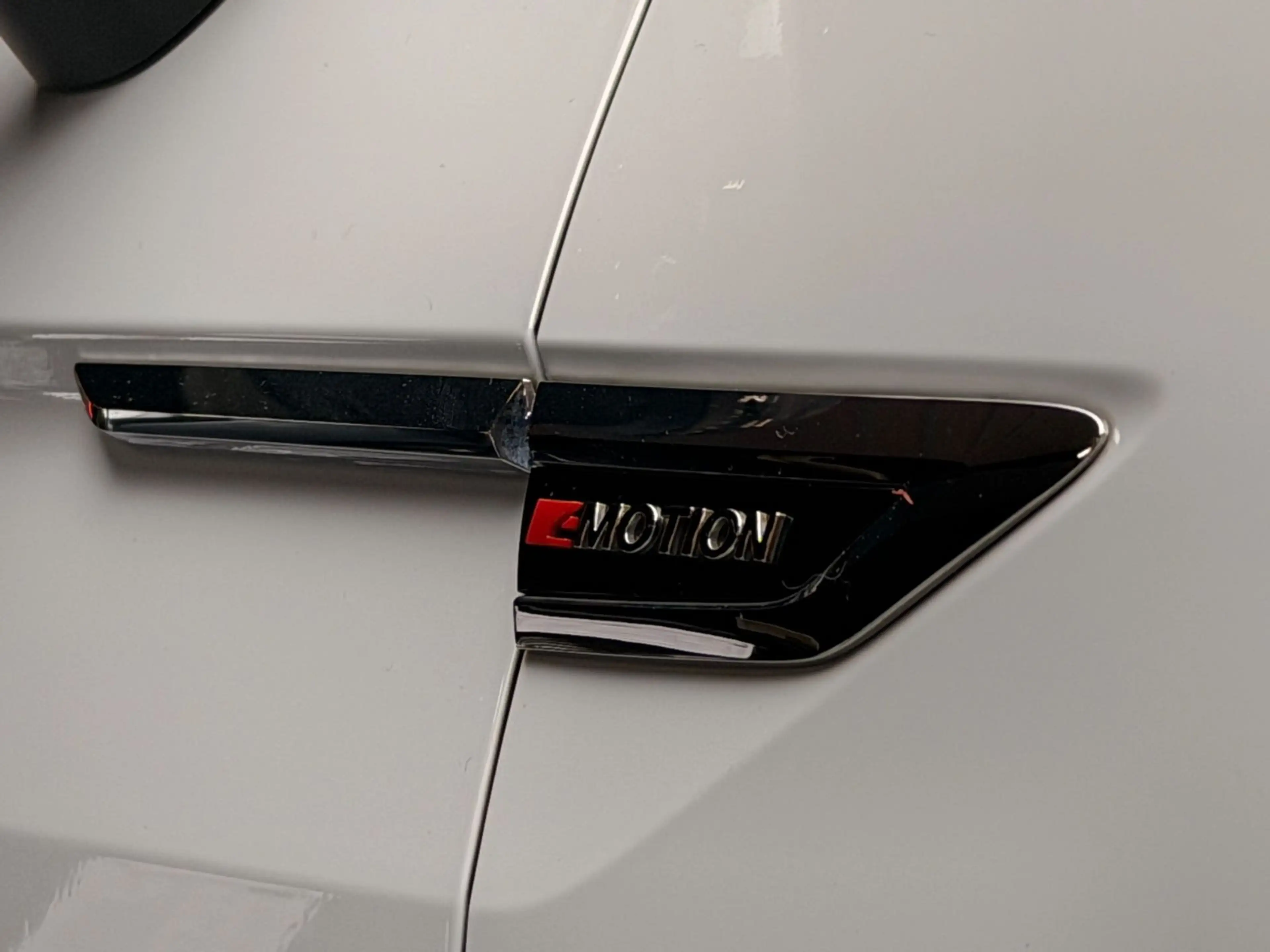 Volkswagen Tiguan Allspace 2.0 TDI 4Motion /Virtual/AHK/Nav — photo 6