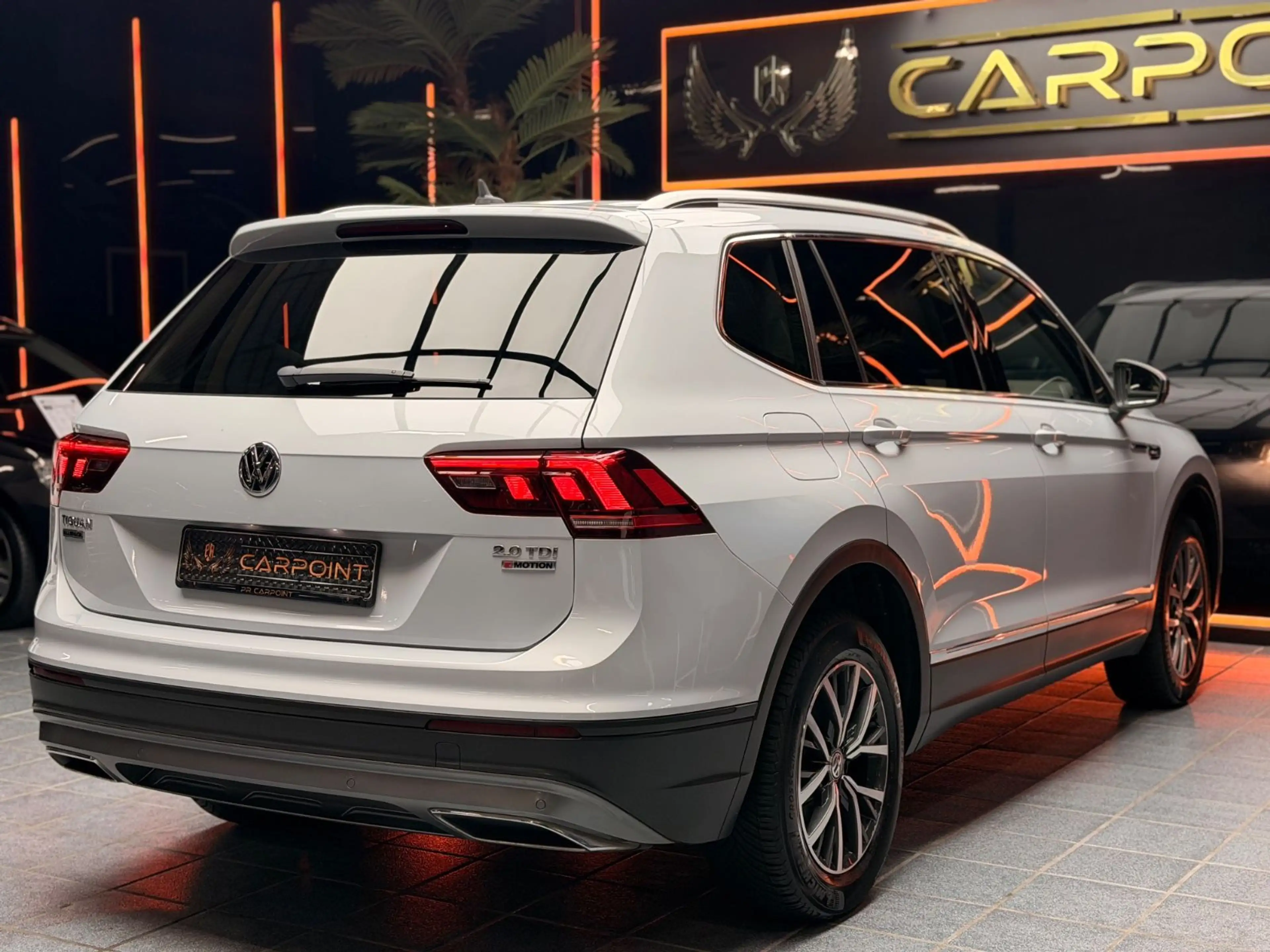 Volkswagen Tiguan Allspace 2.0 TDI 4Motion /Virtual/AHK/Nav — photo 14