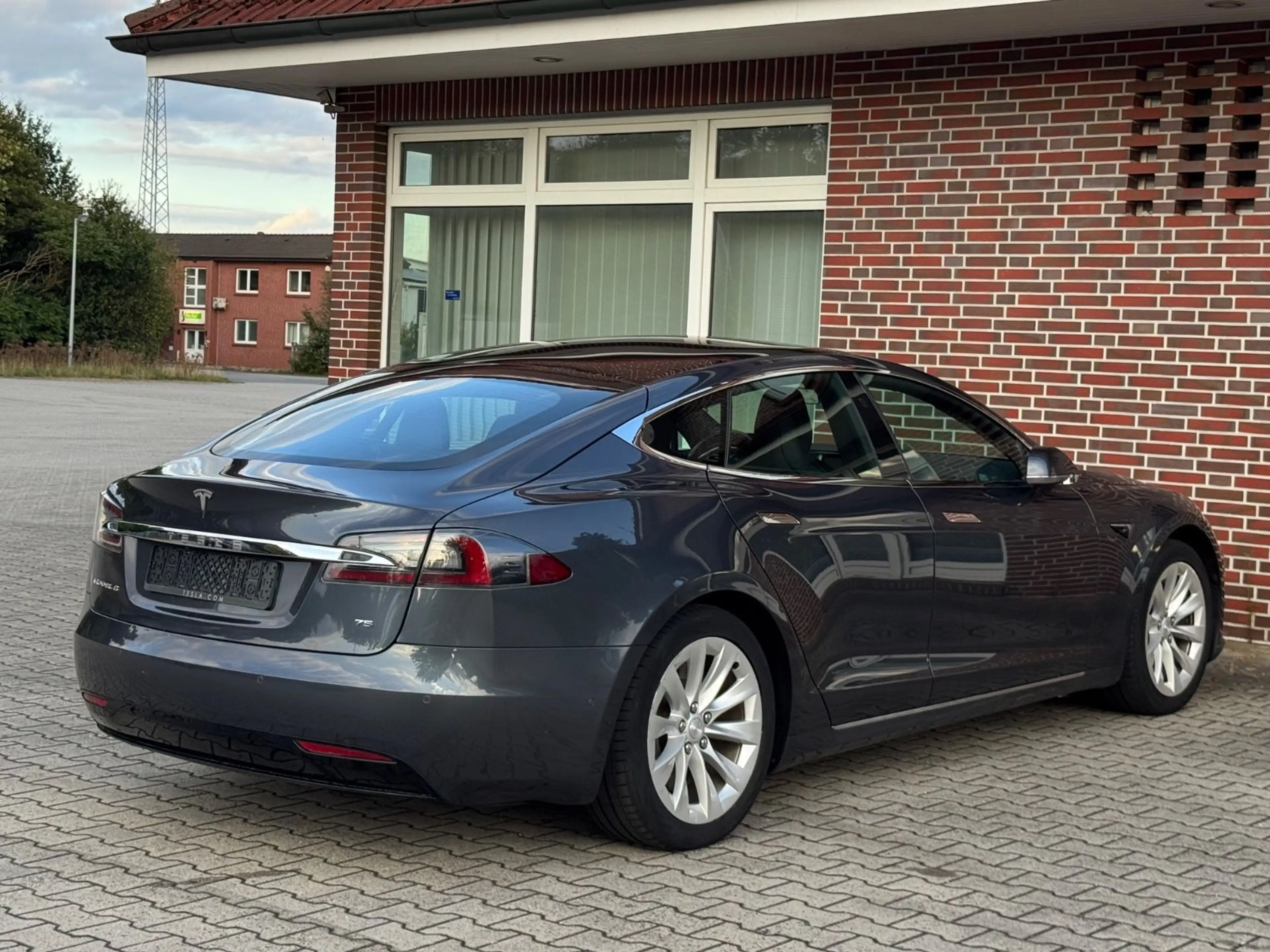 Tesla Model S 75*HW3*FSD/FULL SELF-DRIVING*MCU2*LEDER* — photo 6