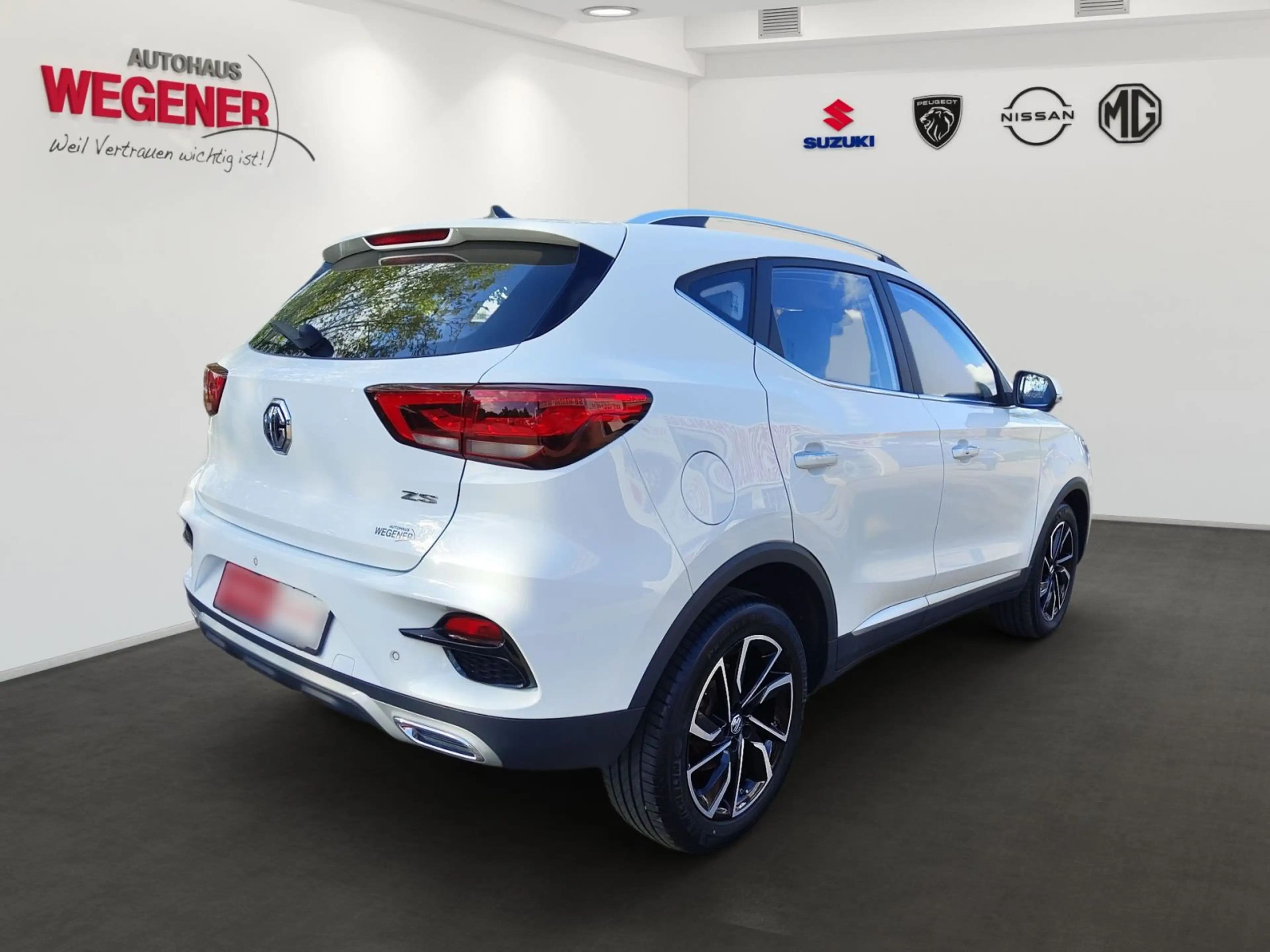 MG ZS 1.0 AT Luxury CarPlay*PDC*Navi*360CAM*Kessy — photo 3