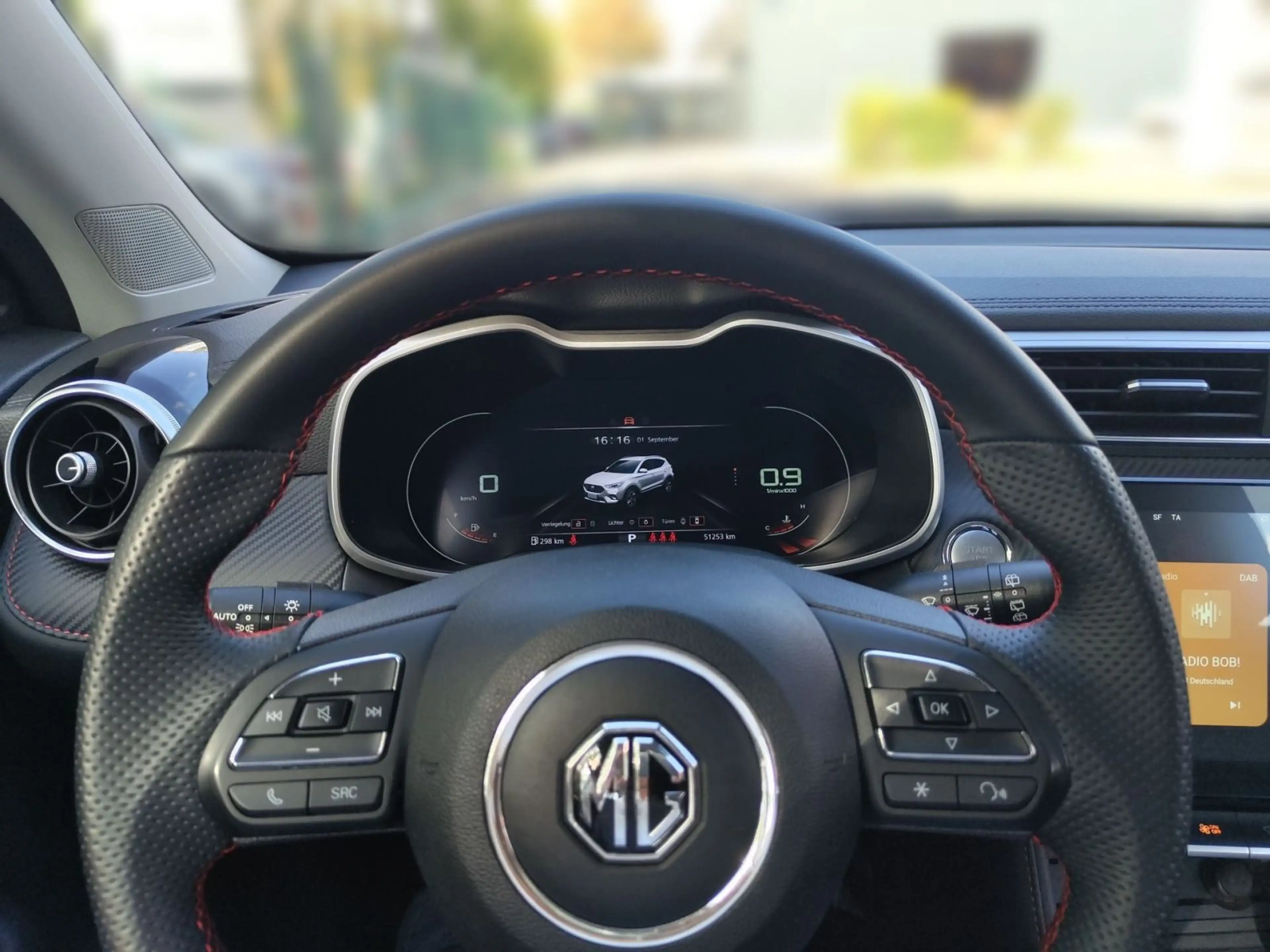 MG ZS 1.0 AT Luxury CarPlay*PDC*Navi*360CAM*Kessy — photo 8