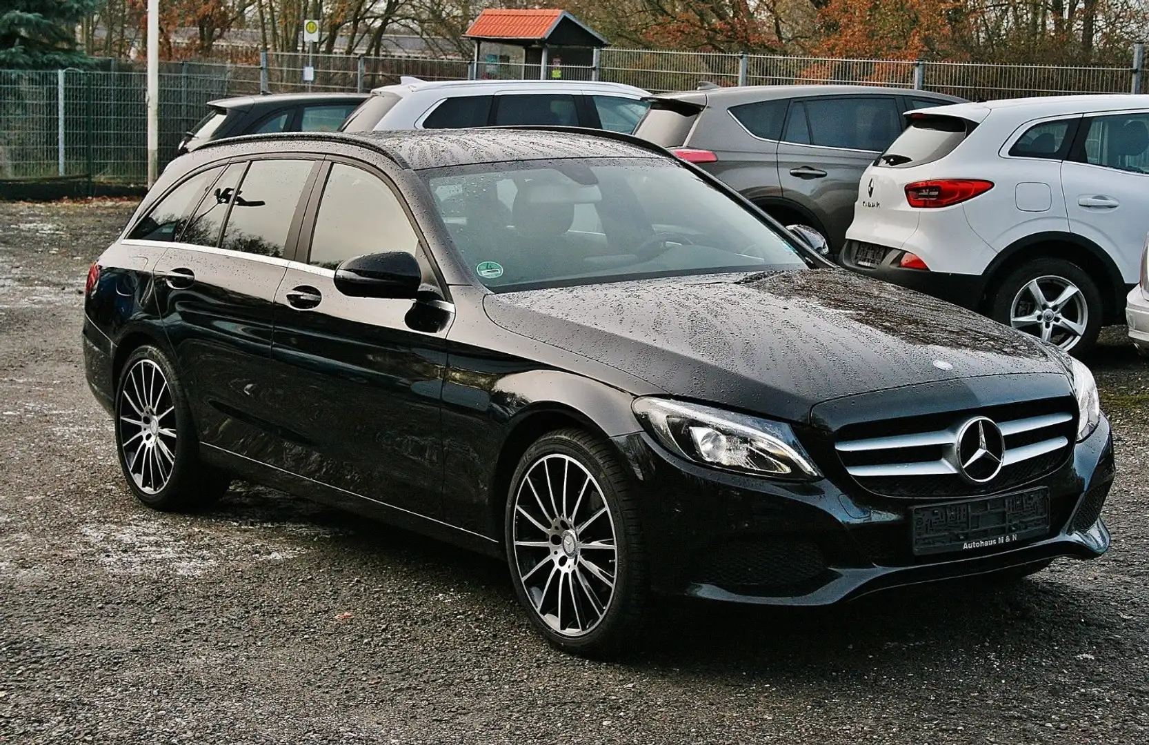 Mercedes-Benz C 220 CDI+++XENON+GRA+PDC+TEL+SHZ+MFL+NAVI+AMG+ Schwarz - 1