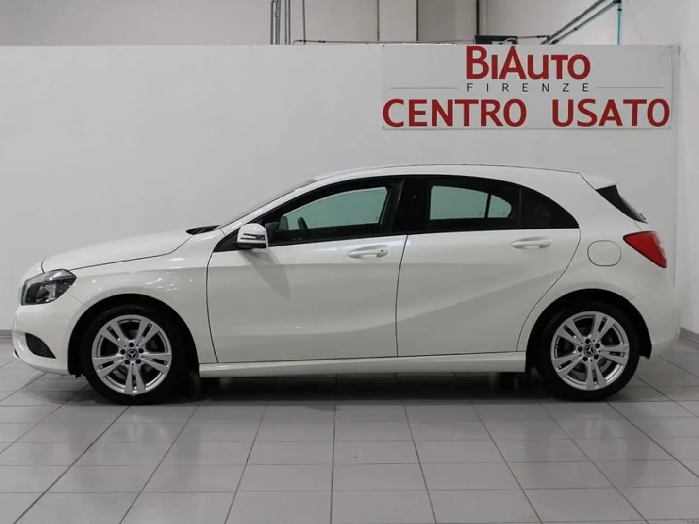 Mercedes-Benz A 180 Executive Wit - 2