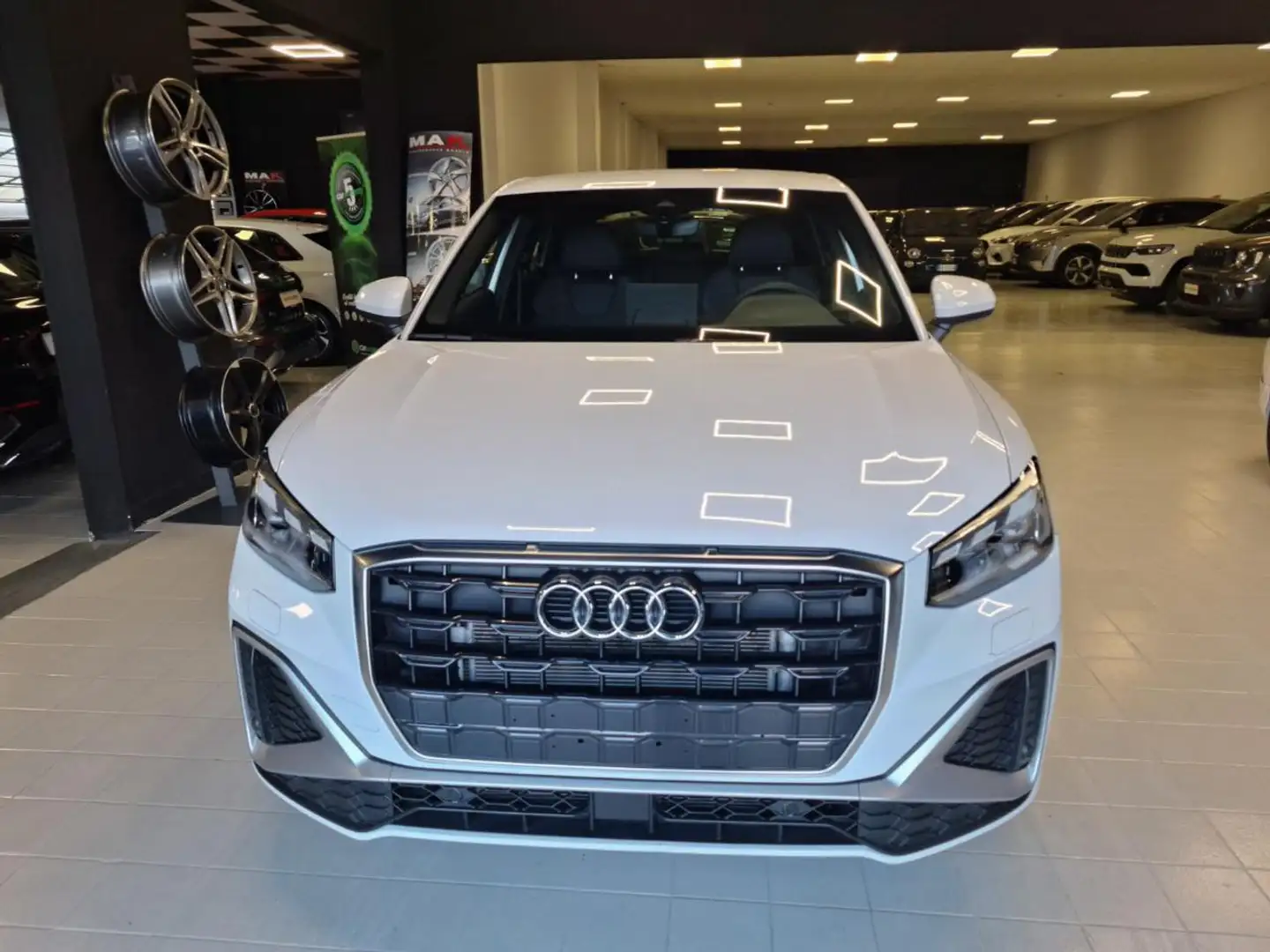 Audi Q2 30 TDI S tronic S line Edition Blanc - 2