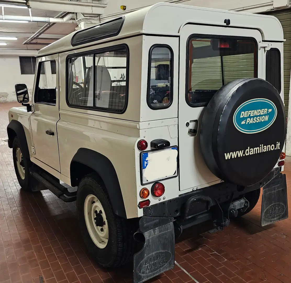 Land Rover Defender Defender+V+1990+90+90+2.5+td5+E+SW Bianco - 2