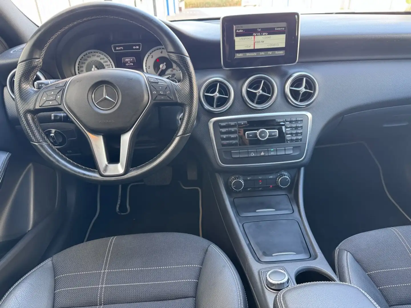 Mercedes-Benz A 180 180CDI BE Urban 7G-DCT Blanco - 2