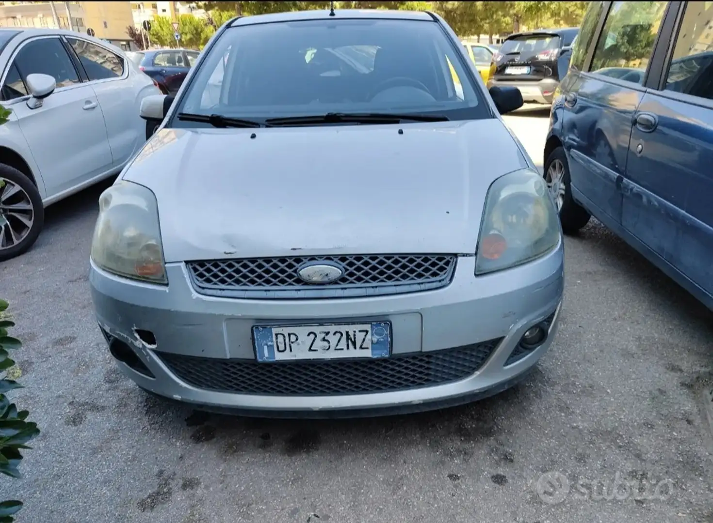 Ford Fiesta Fiesta 1.4 TDCi 68 CV 5 porte Titanium Grigio - 2