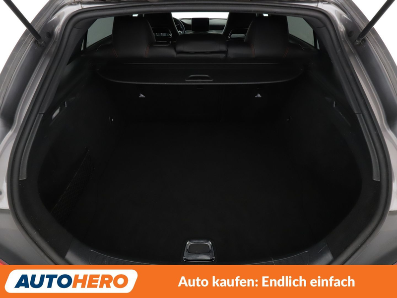 Mercedes-Benz CLA 200 CLA 200 Shooting Brake AMG Line Aut.*LED*TEMPO* — photo 17