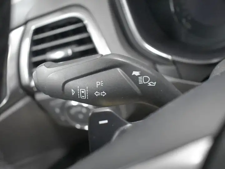Ford Mondeo 2.0 TDCi Titanium PowerShift 2019, foto 11