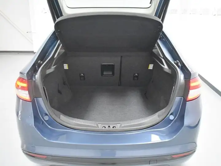 Ford Mondeo 2.0 TDCi Titanium PowerShift 2019, foto 30