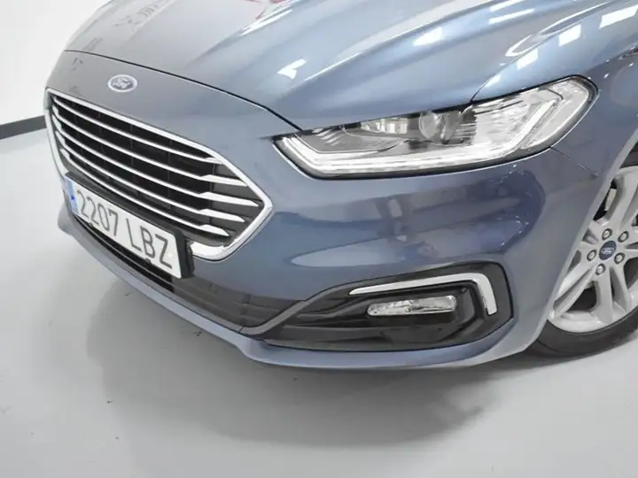 Ford Mondeo 2.0 TDCi Titanium PowerShift 2019, foto 4