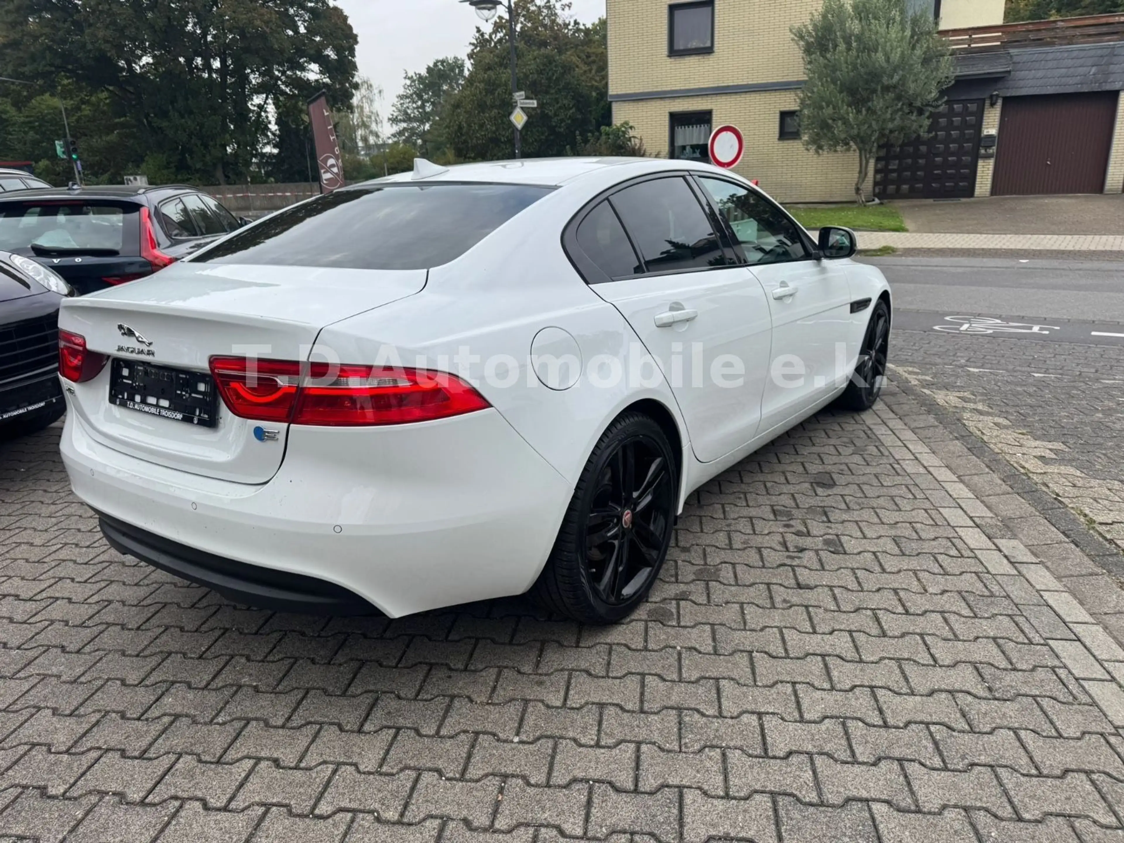 Jaguar XF /Motor macht Geräusche — photo 6