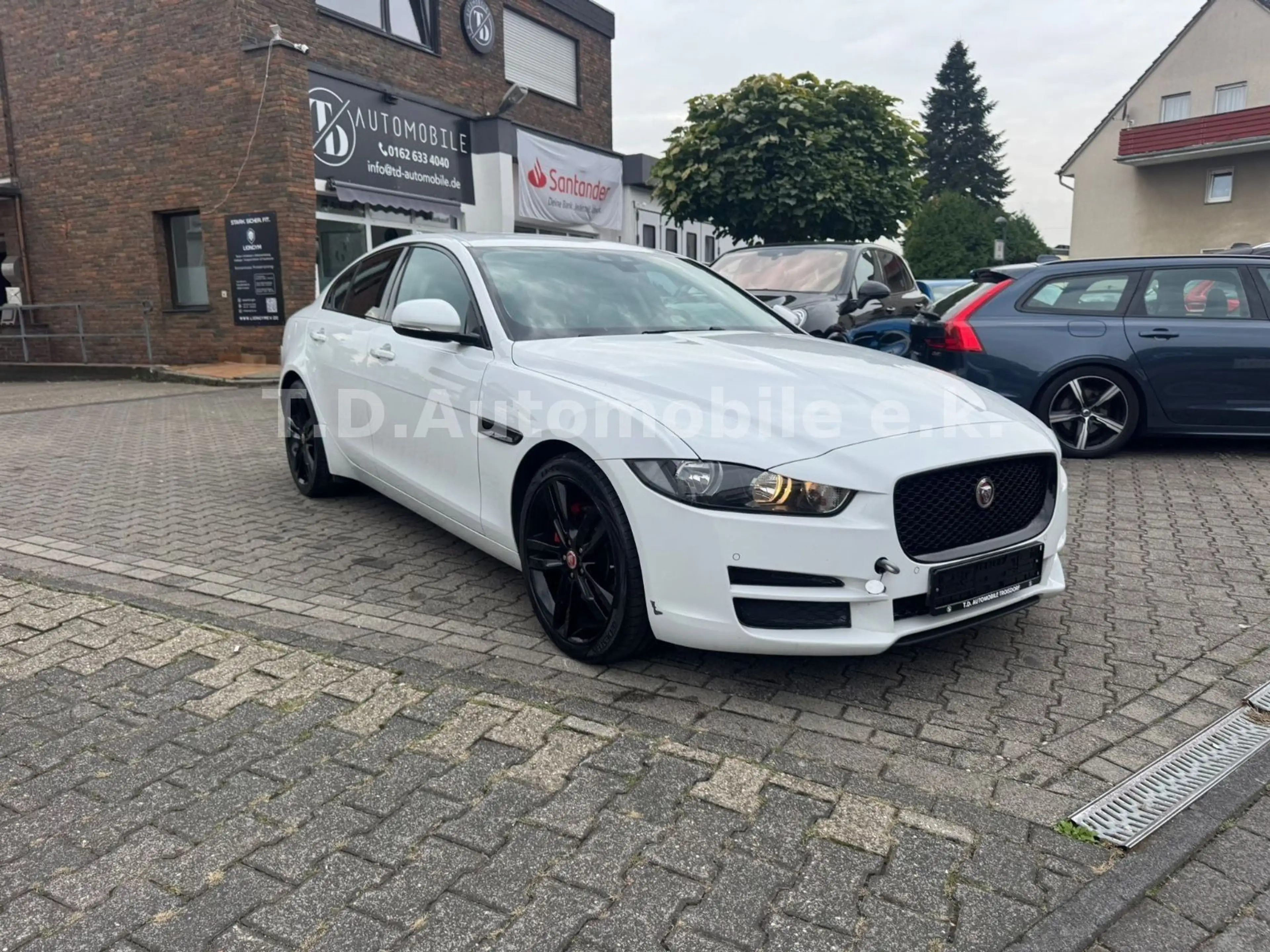 Jaguar XF /Motor macht Geräusche — photo 3