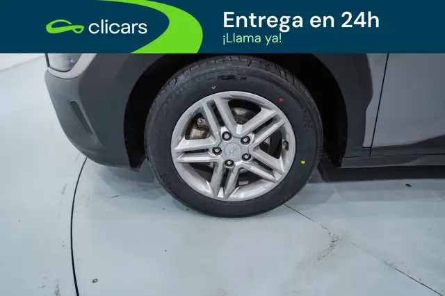 Hyundai Kona view 11