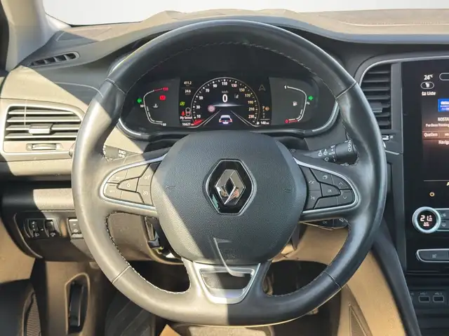 Renault Megane view 10