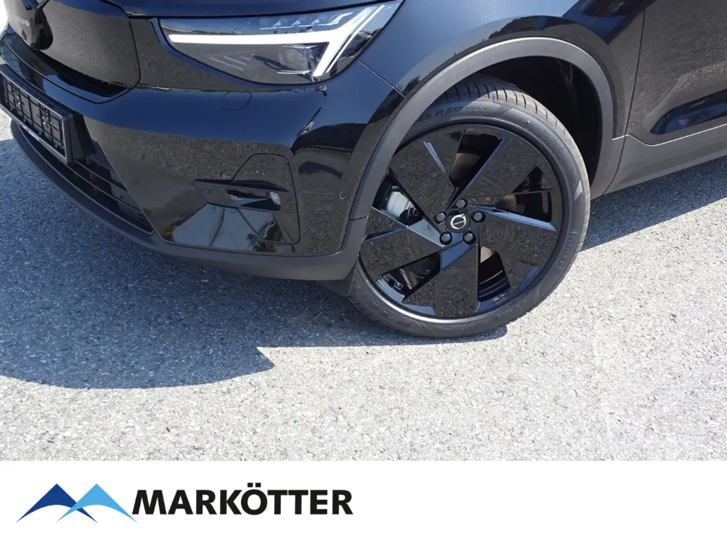 Volvo EX40 Plus Black Edition Single Motor/360°CAM Černá - 2