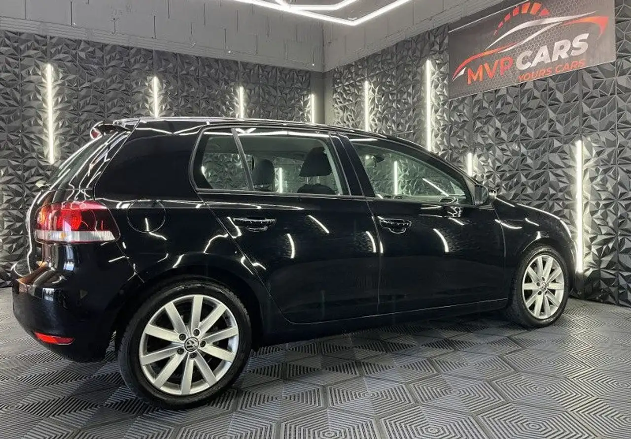 Volkswagen Golf Standard Model — photo 6