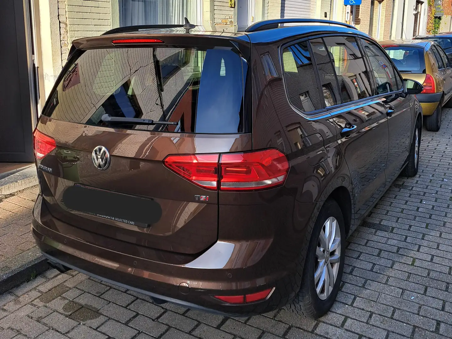 Volkswagen Touran 1.4 TSI BlueMotion Comfortline *AUTOMAAT* Brun - 2