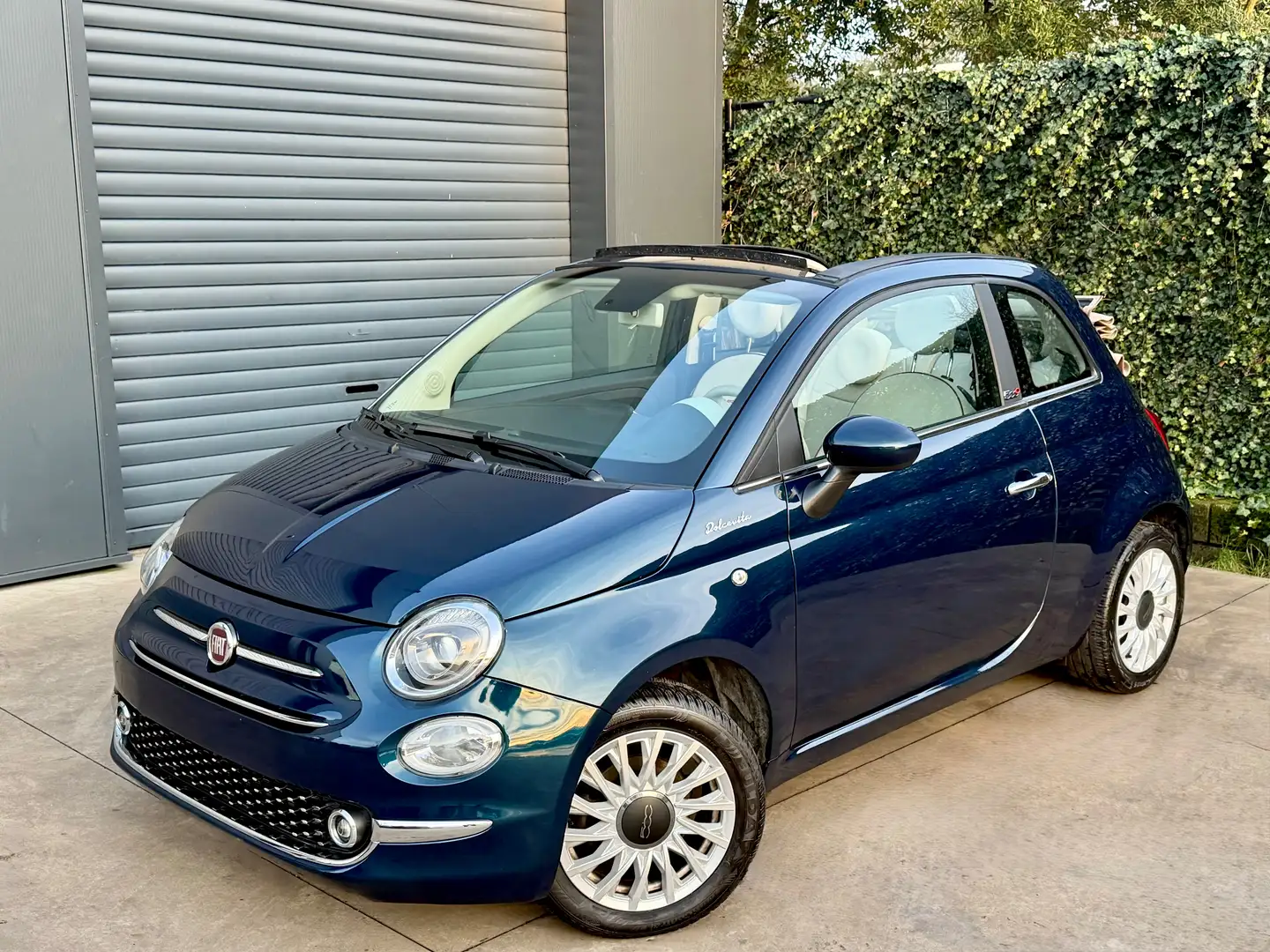Fiat 500C Hybrid Dolcevita - CarPlay - Leder - 12 M Garantie Bleu - 1