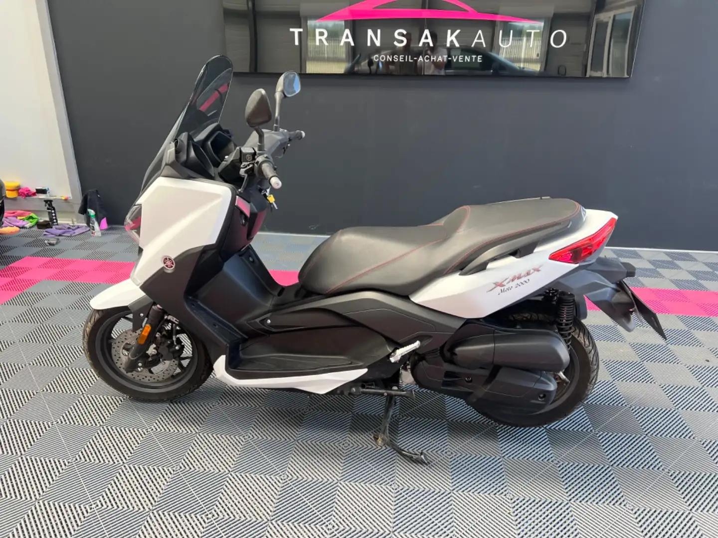 Yamaha X-Max 125 Blanc - 2