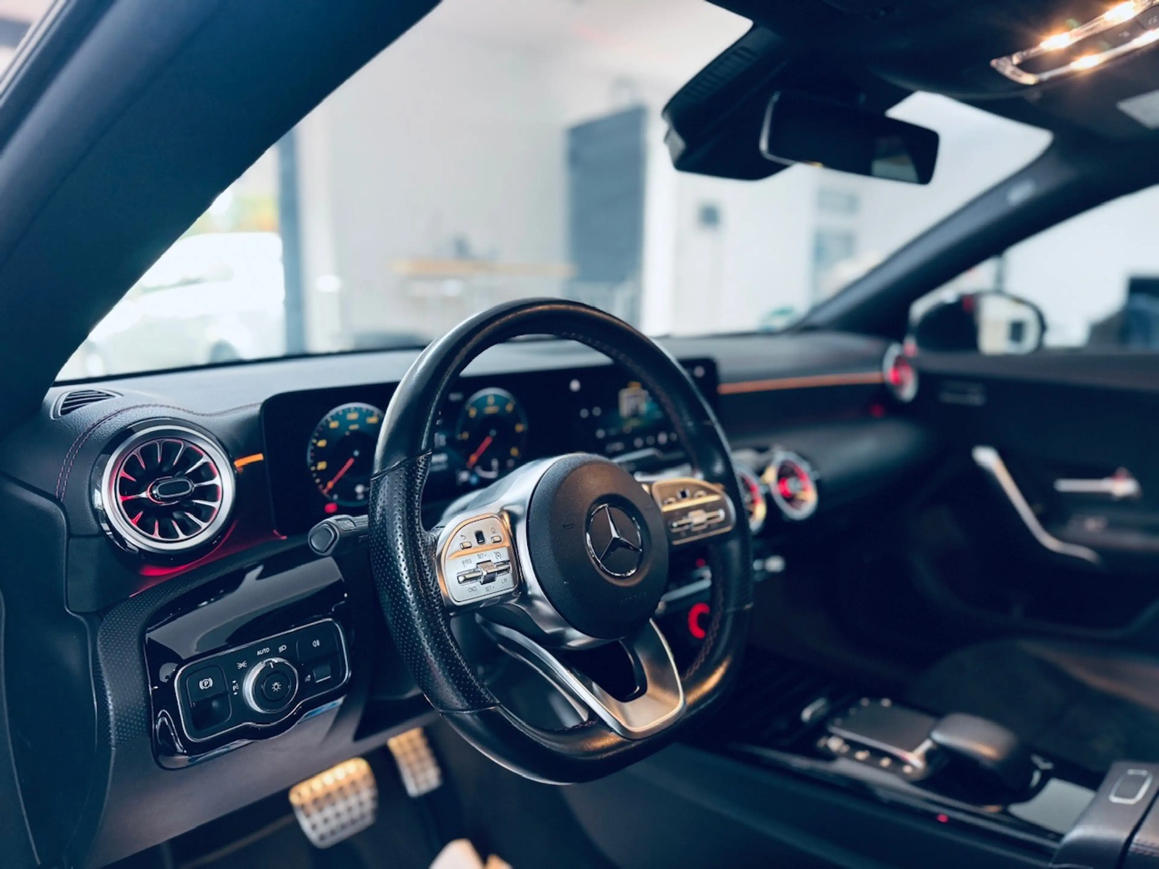 Mercedes-Benz CLA 220 CLA 220 d*AMG Line+Finanzierung+Garantie+Inspektion+Tüv* — photo 14