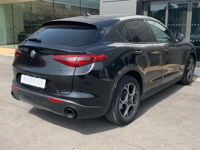 Alfa Romeo Stelvio view 2