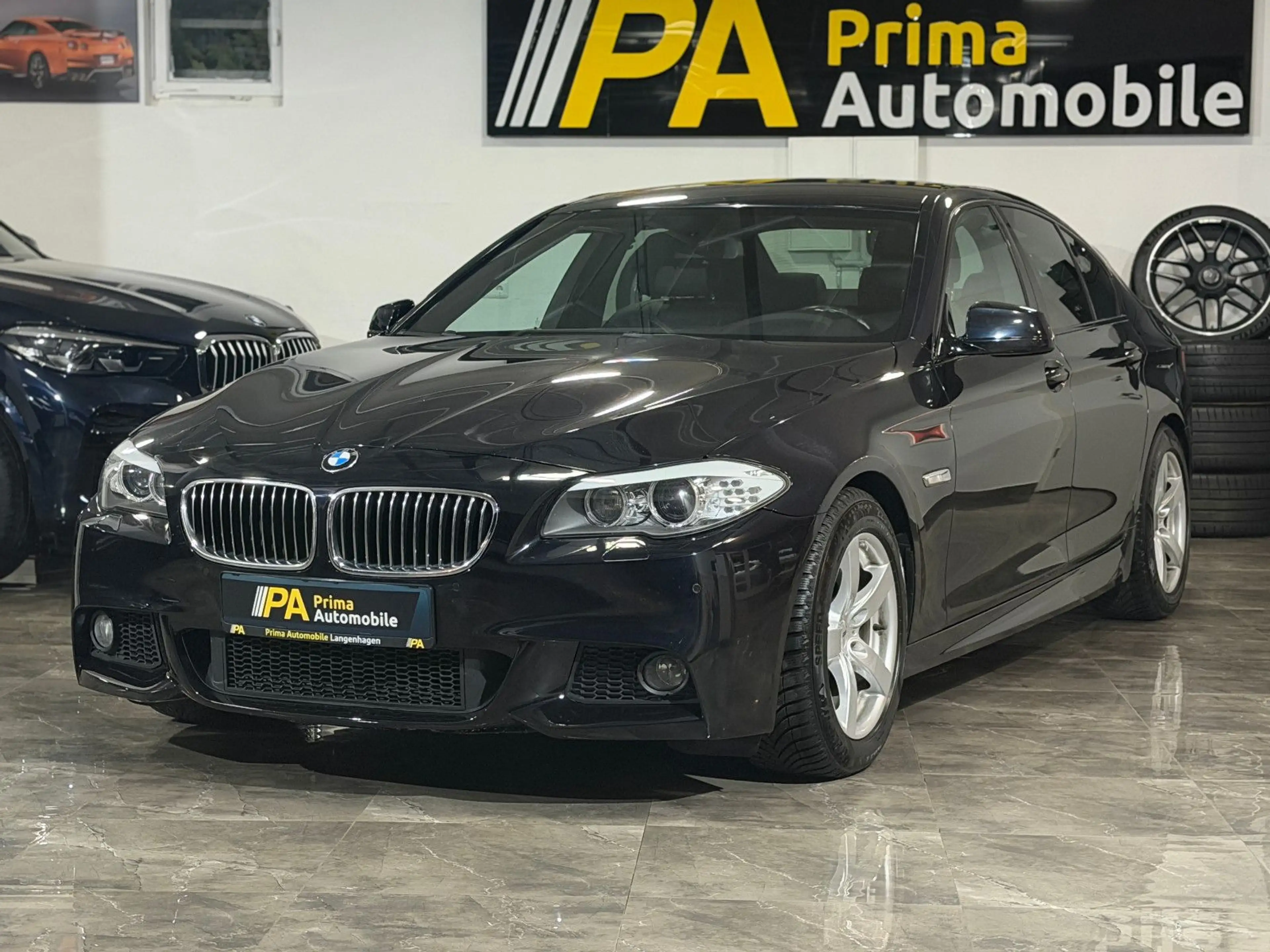 BMW 530 d M Paket Xenon Leder Standheizung PDC