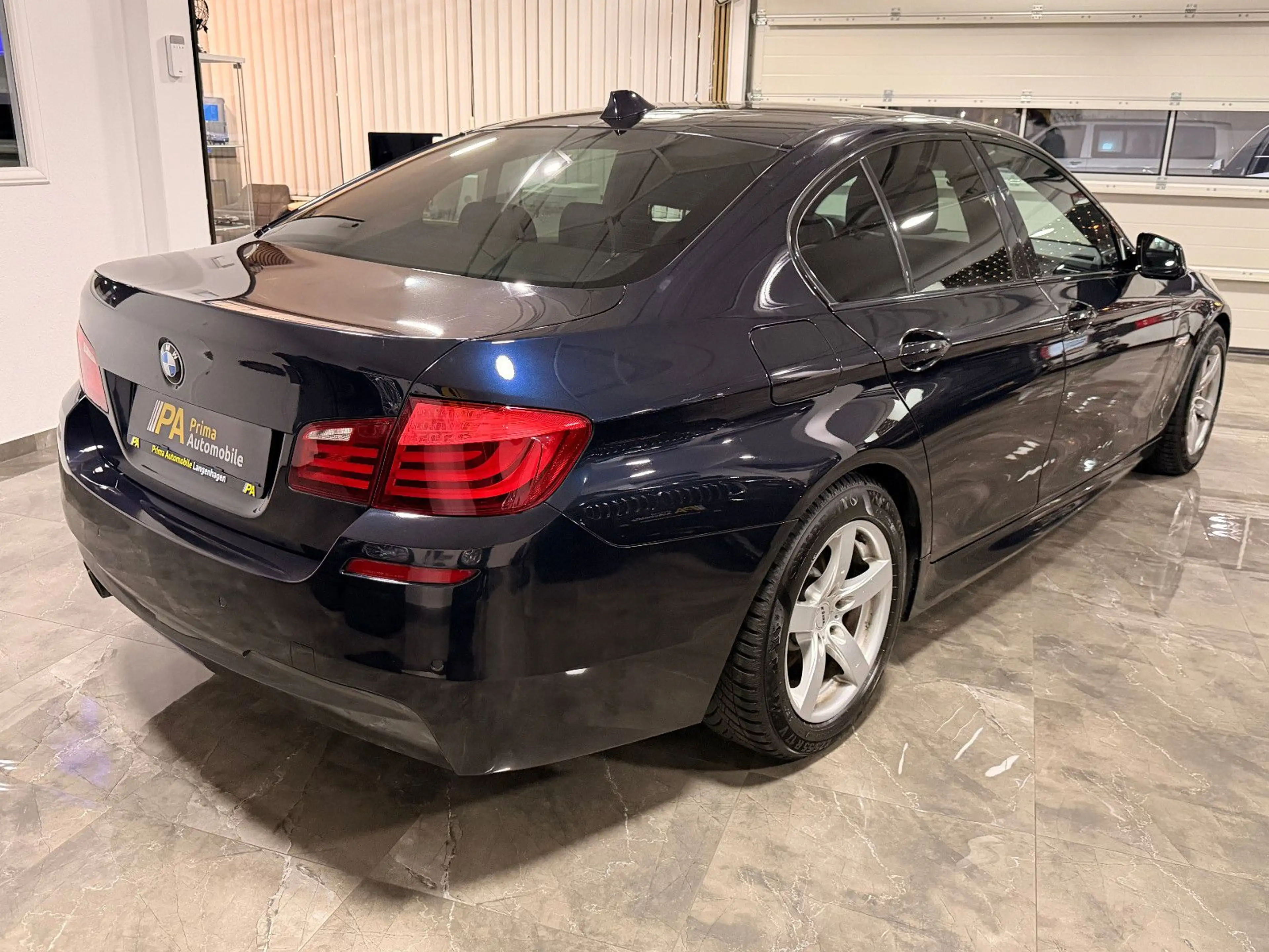 BMW 530 d M Paket Xenon Leder Standheizung PDC — photo 4