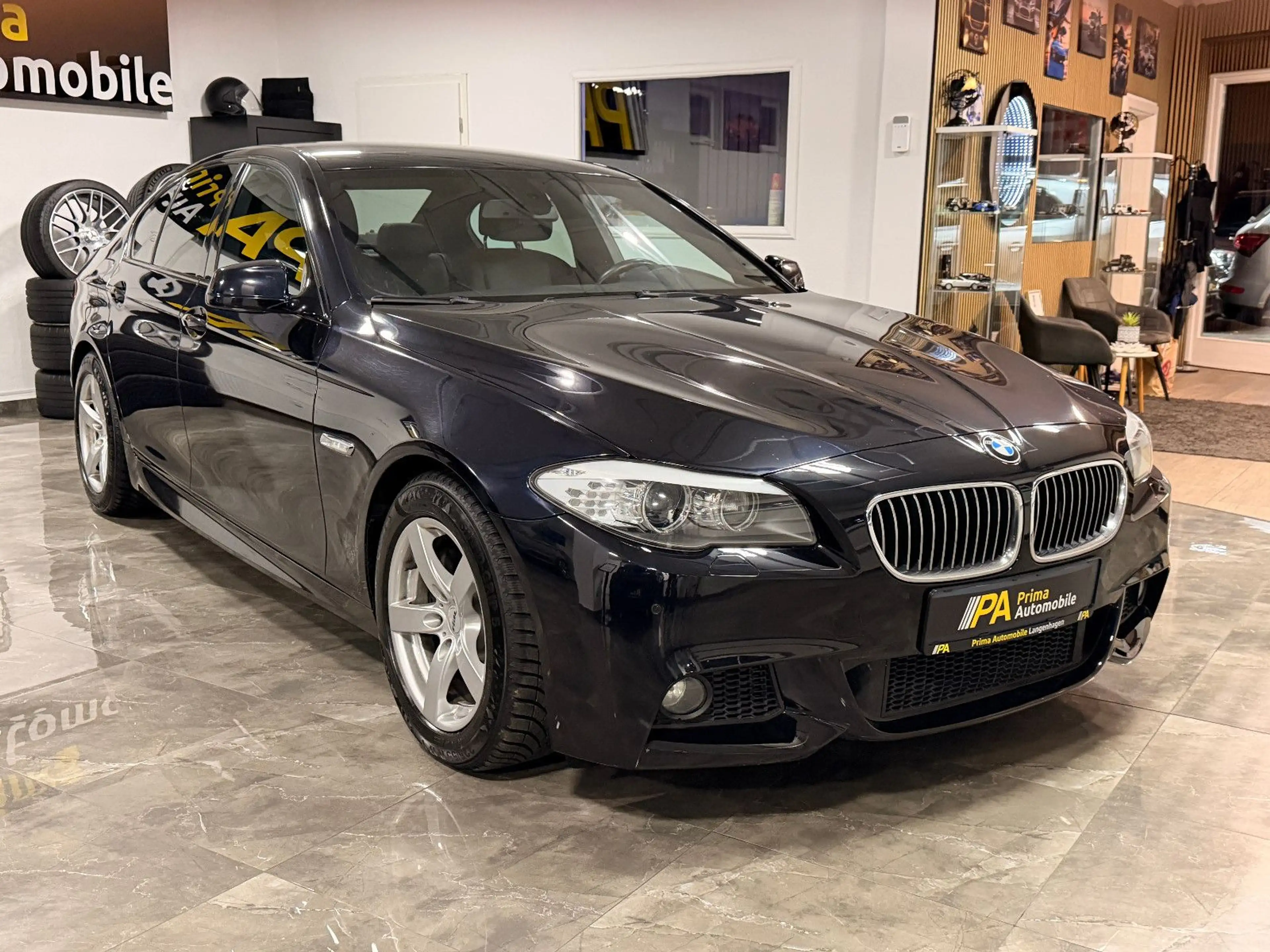 BMW 530 d M Paket Xenon Leder Standheizung PDC — photo 6