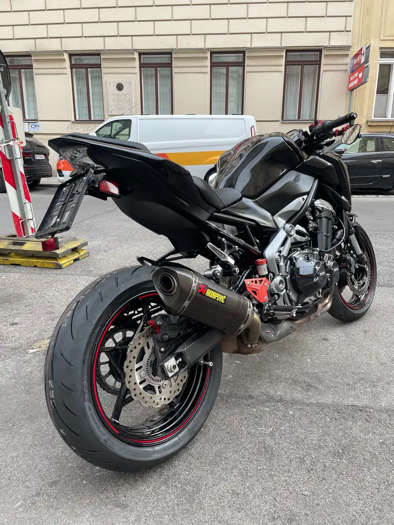Kawasaki Z 900 Schwarz - 2
