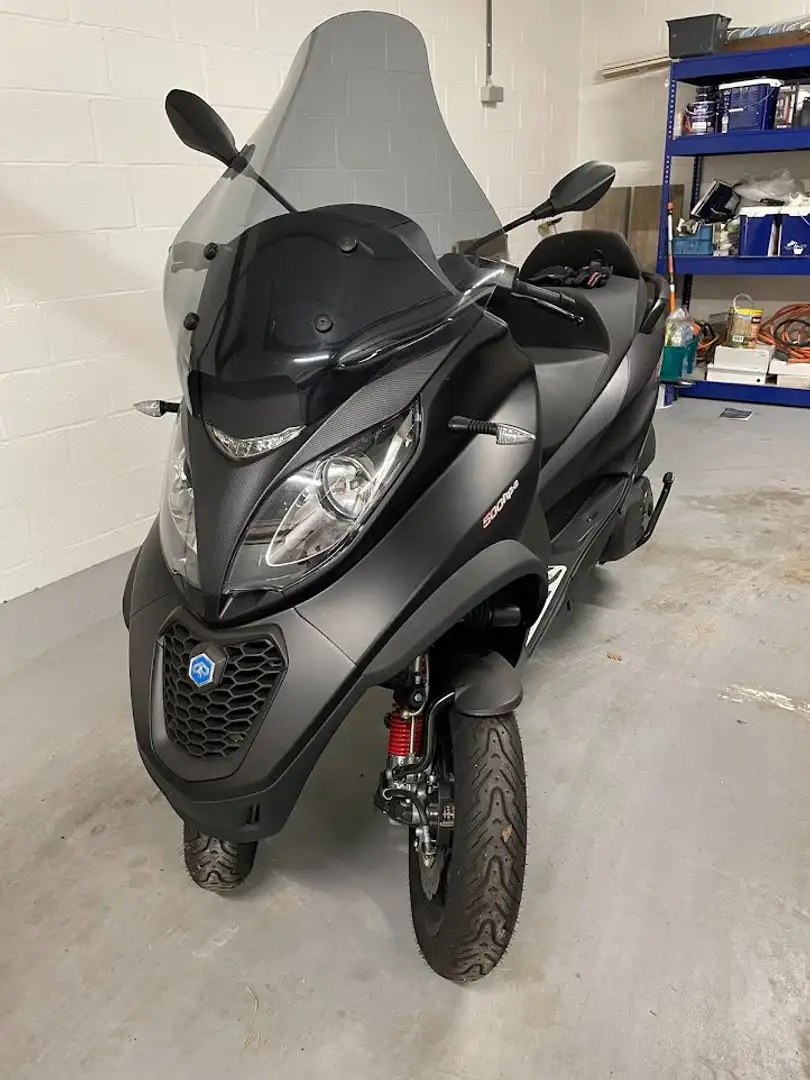 Piaggio MP3 500 Hpe 500 sport Black - 1