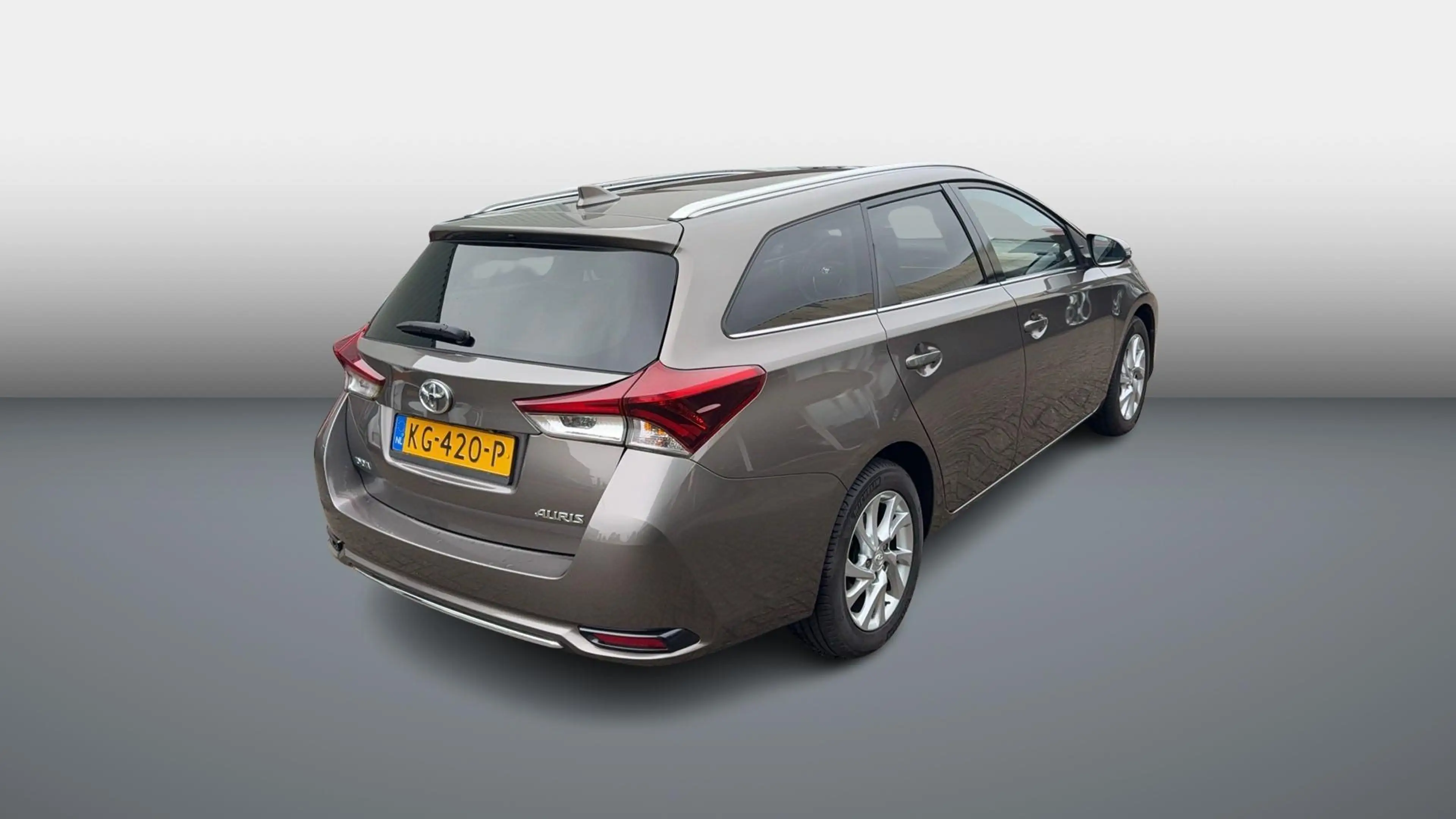 Toyota Auris Touring Sports 1.2T Trend Facelift Panoramadak |Vo — photo 4