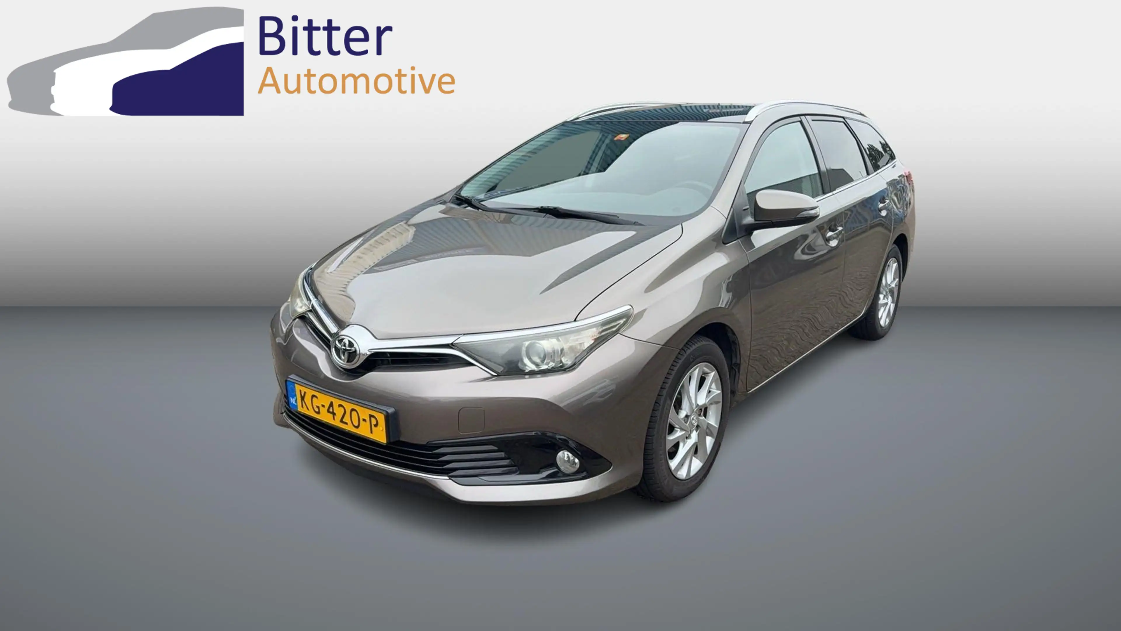 Toyota Auris Touring Sports 1.2T Trend Facelift Panoramadak |Vo