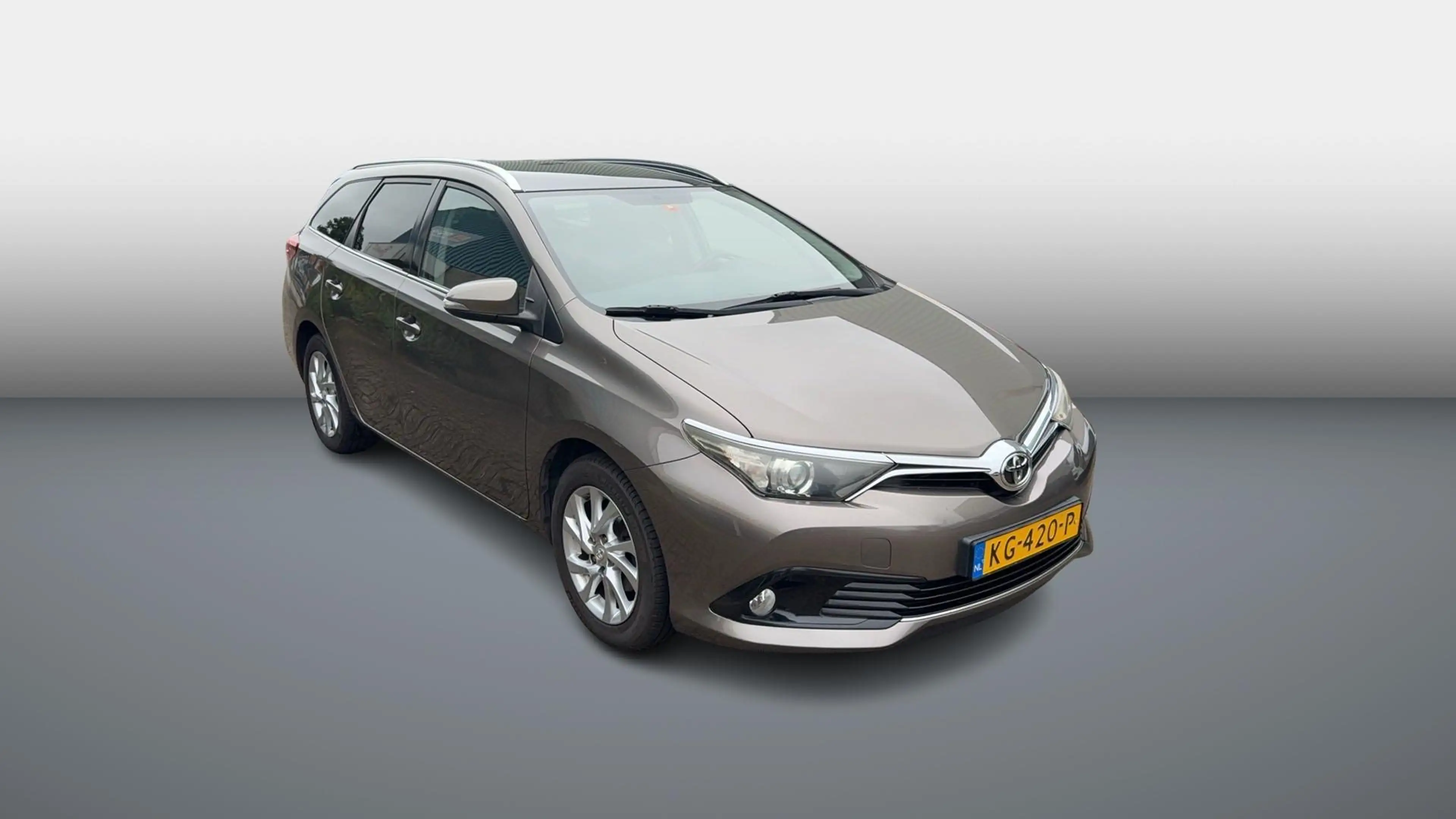 Toyota Auris Touring Sports 1.2T Trend Facelift Panoramadak |Vo — photo 6