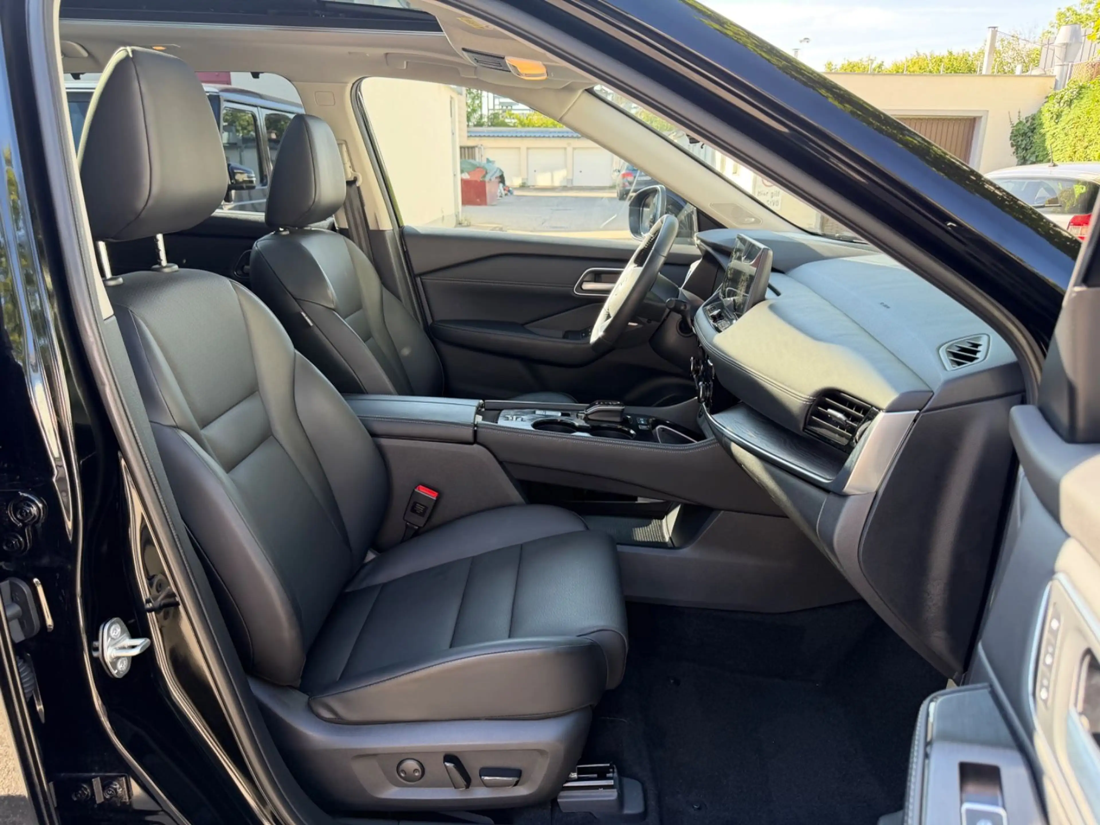 Nissan X-Trail Tekna 1.5 VC-T e-Power/Pano/Kam./LED!!! — photo 13
