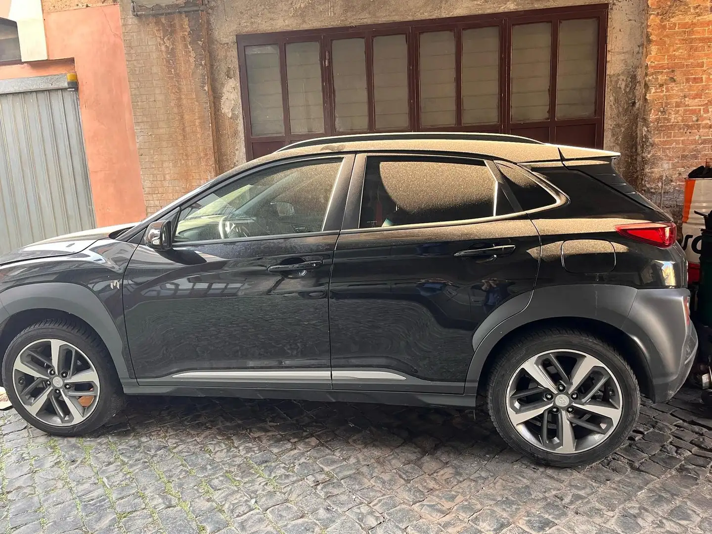 Hyundai KONA Kona I 2017 1.6 crdi Xtech 2wd 115cv Nero - 1