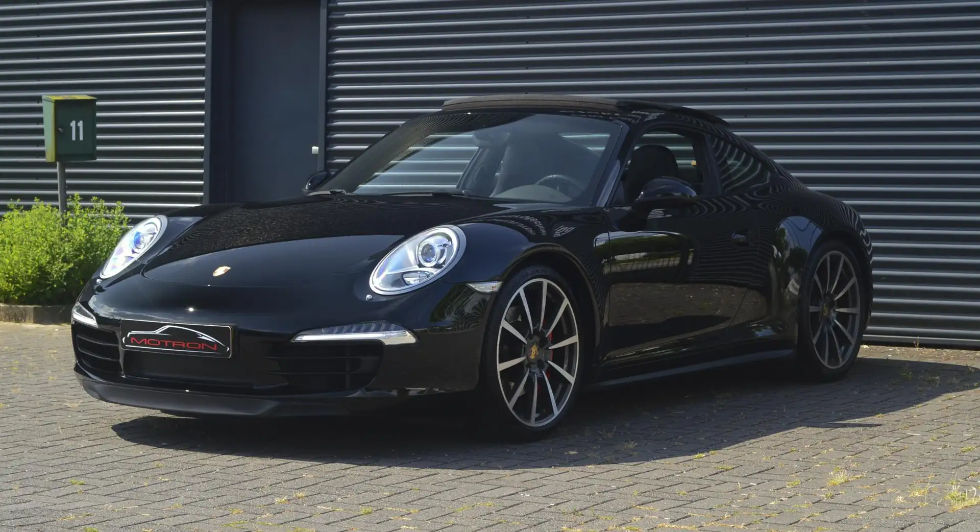 Porsche 991 991 3.8 Carrera 4S Zwart - 2