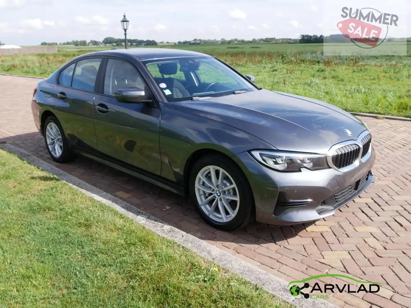 BMW 330 3-serie **16999**NETTO**2020**SEDAN 330e 2,0 HYB 2 Szary - 1