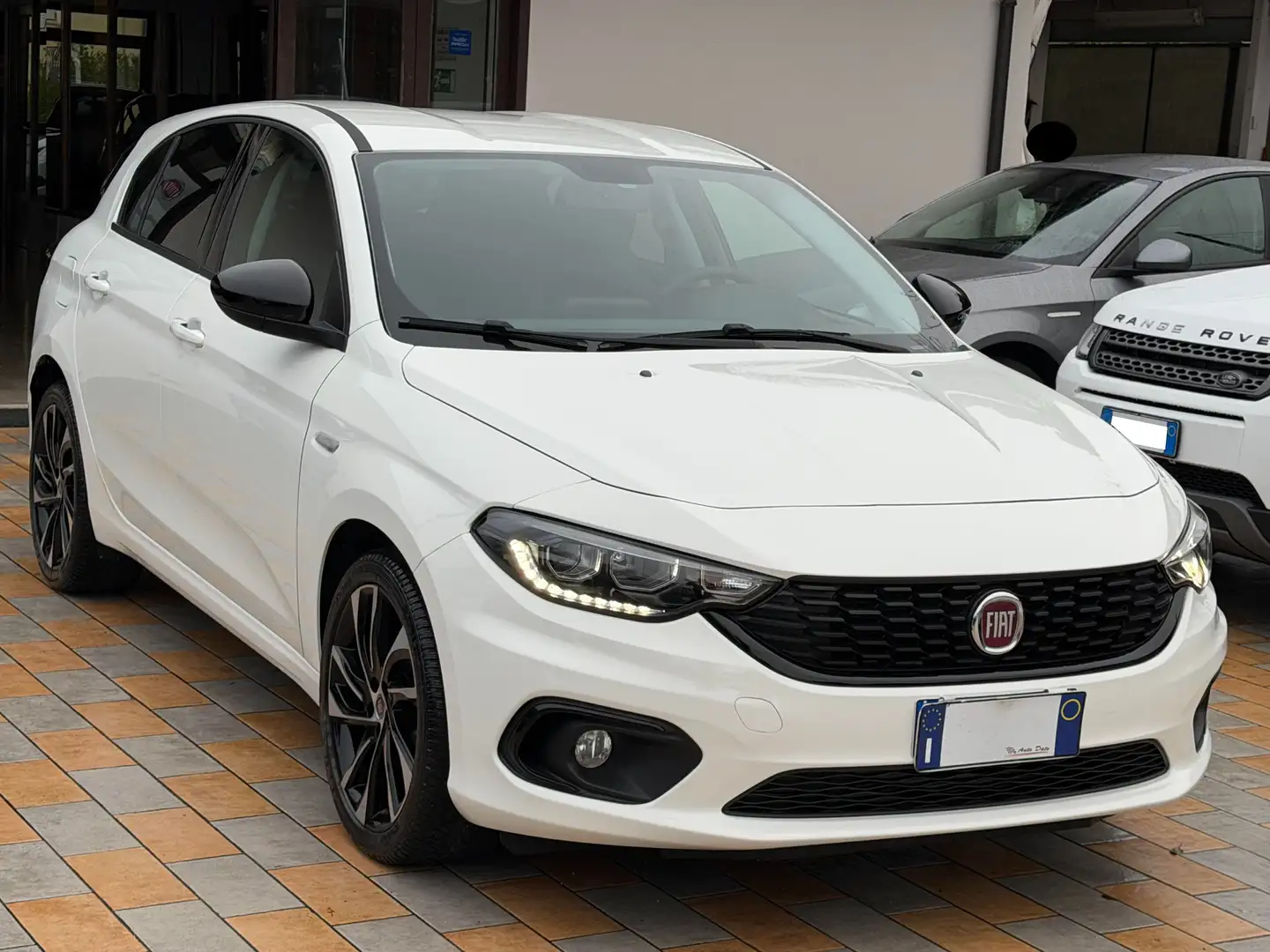 Fiat Tipo 1.6 M.JET 120 cv. 5 porte S DESIGN Bianco - 2