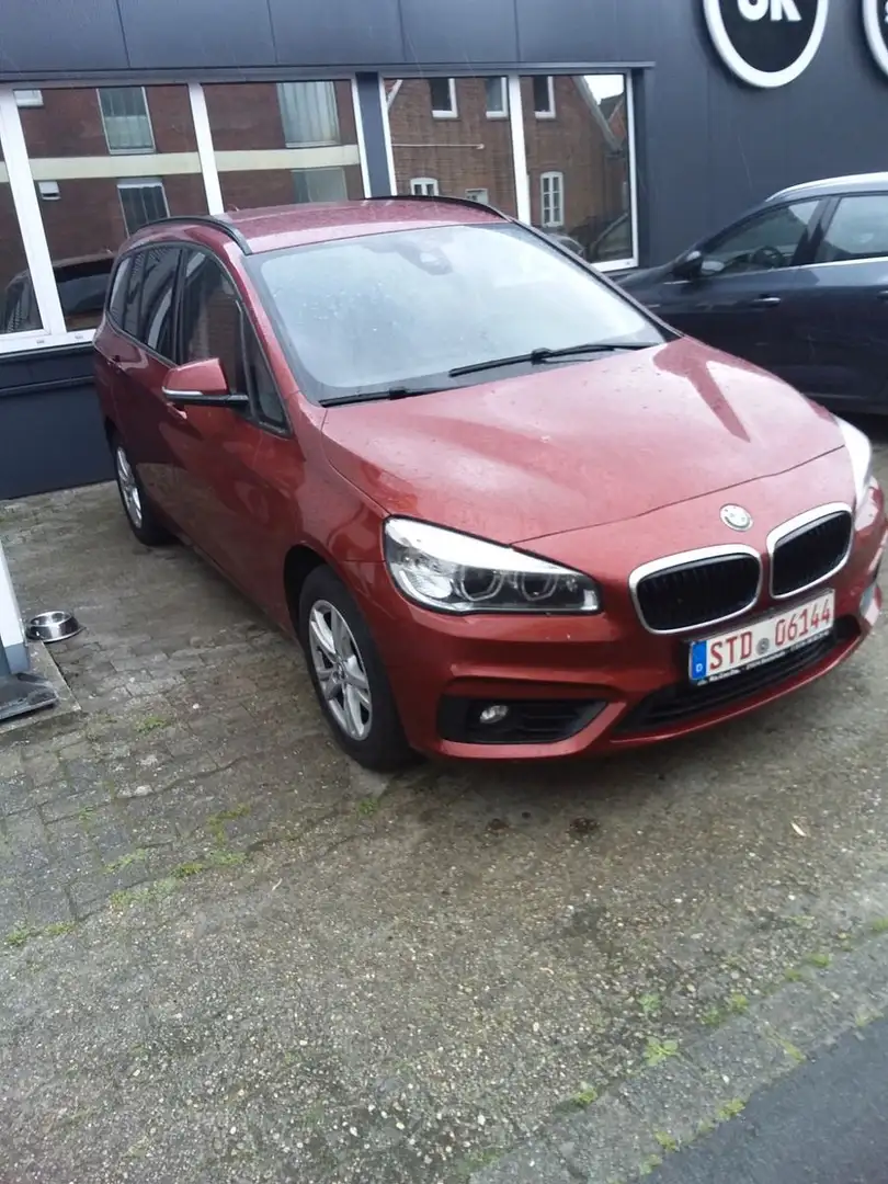 BMW 218 Baureihe 2 Gran Tourer 218 i Advantage Rood - 2