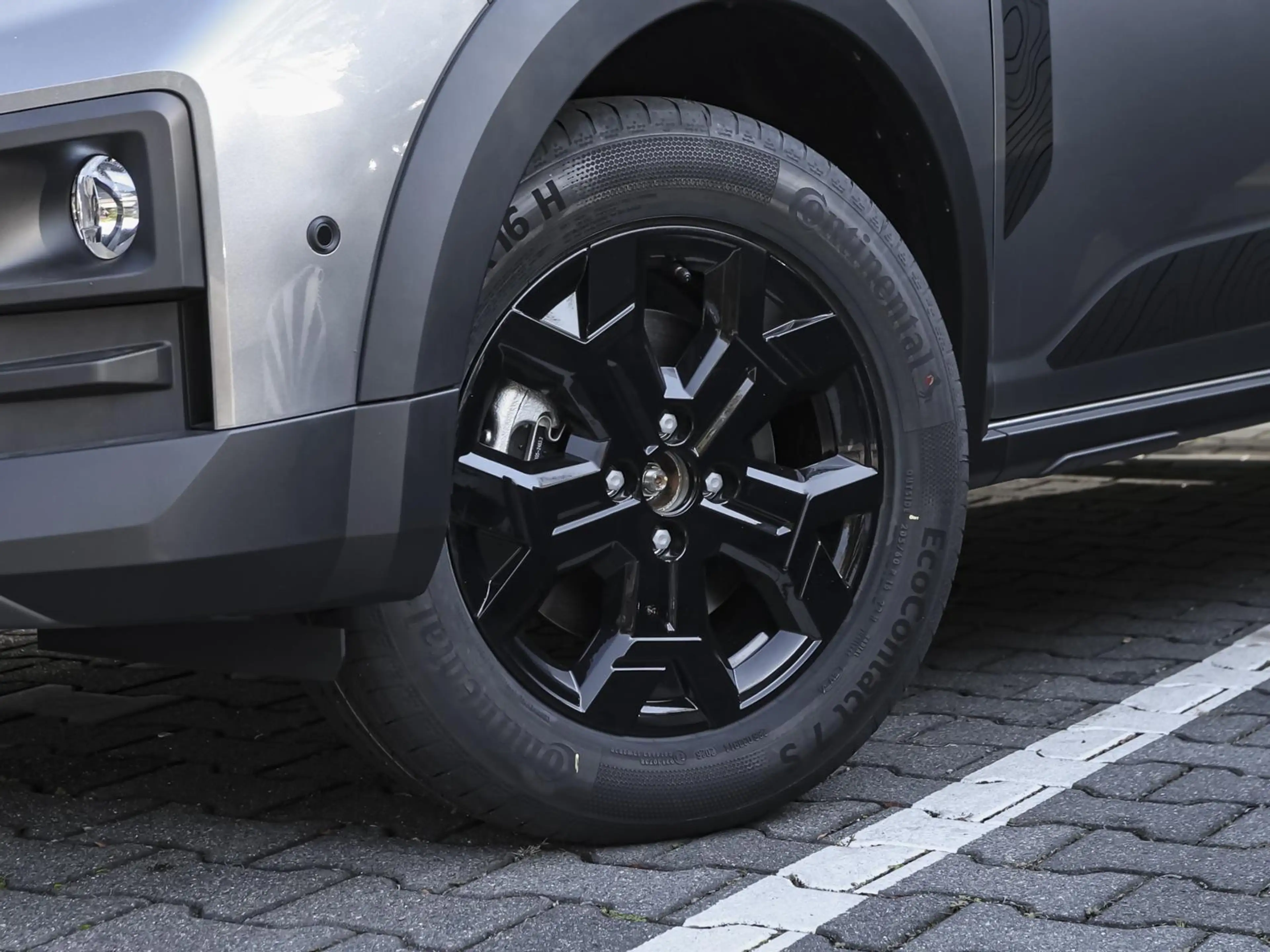 Dacia Jogger Extreme hybrid 155 NAVI SHZ PDC LHZ KLIMA — photo 7