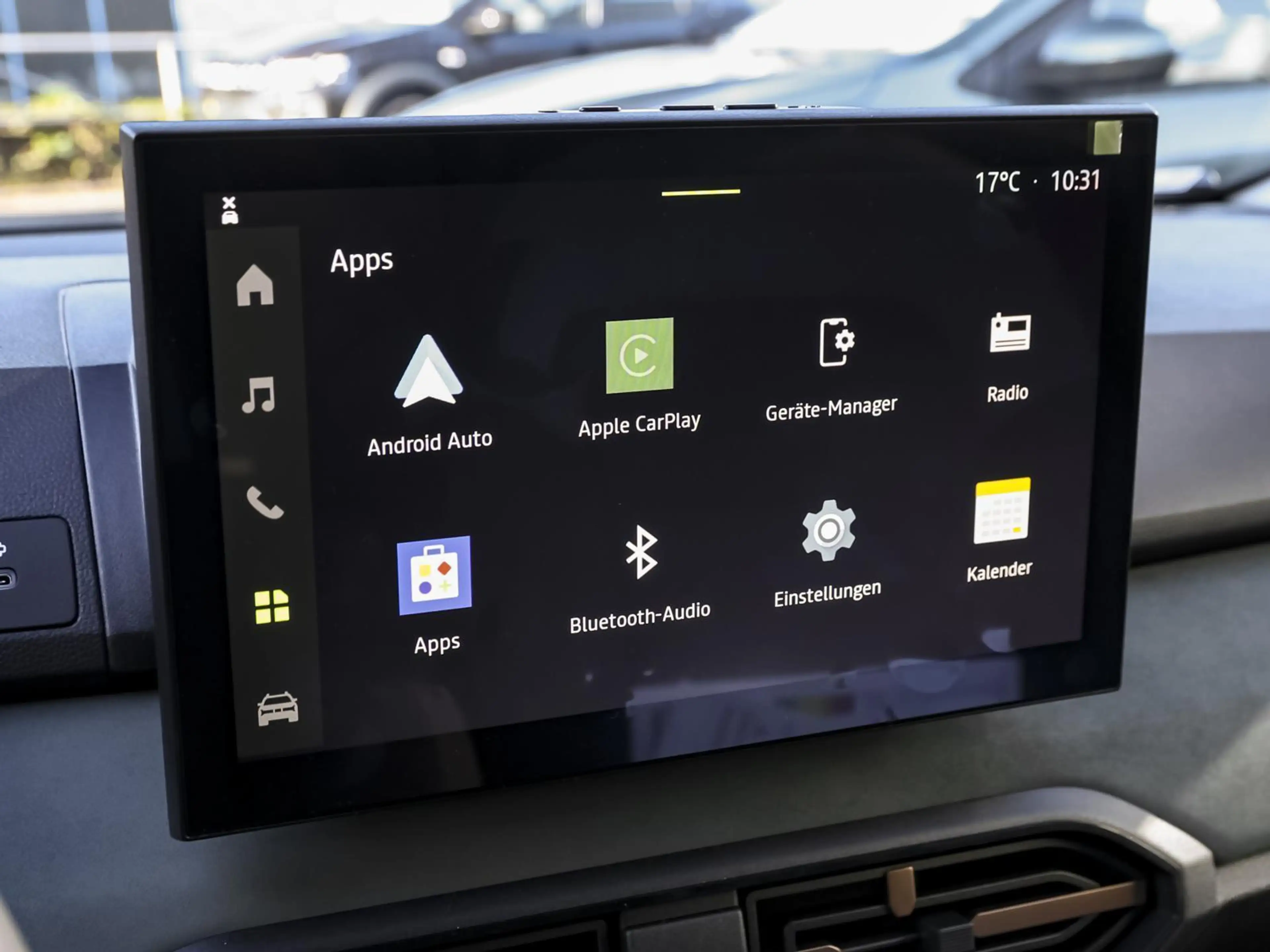 Dacia Jogger Extreme hybrid 155 NAVI SHZ PDC LHZ KLIMA — photo 13
