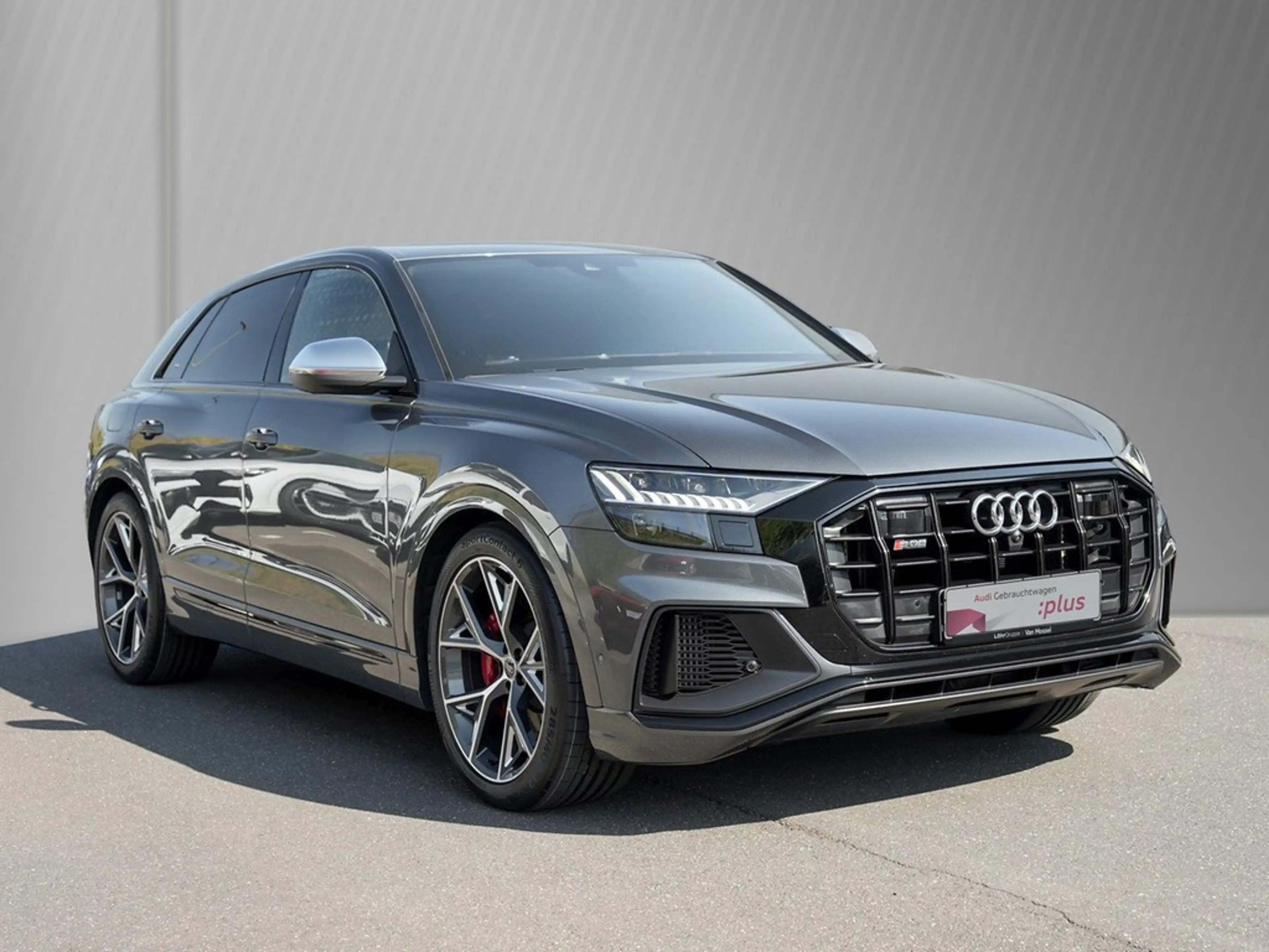 Audi SQ8 4.0 TFSI quattro Matrix Pano ACC 360° StandH — photo 4