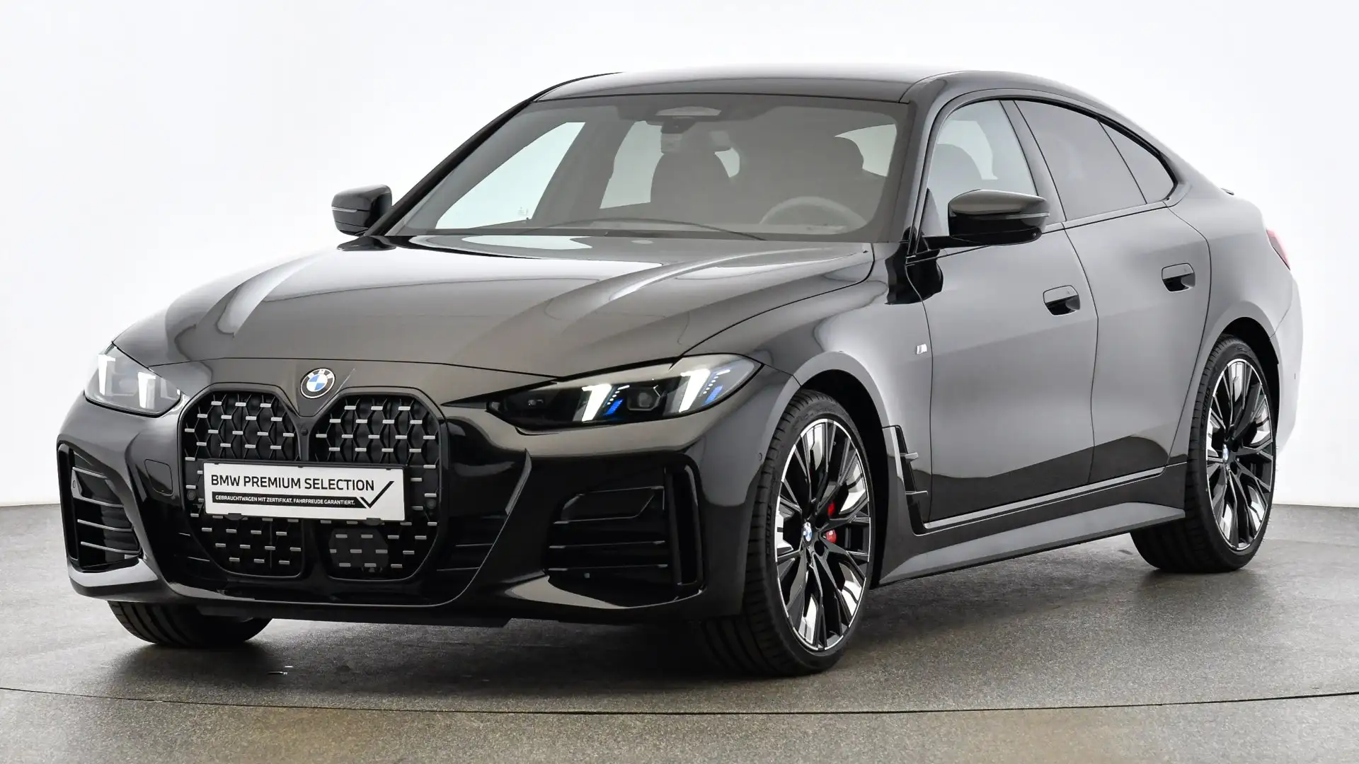 BMW 420 d xDrive Schwarz - 2