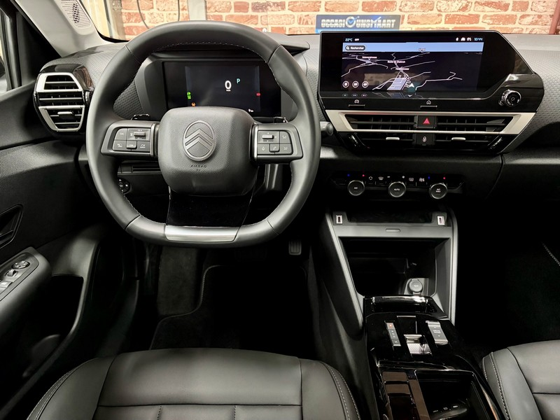 Citroen C4 C4 1.2 131cv Auto MAX (Neuf) Navig/LED/Cam360/HUD — photo 4