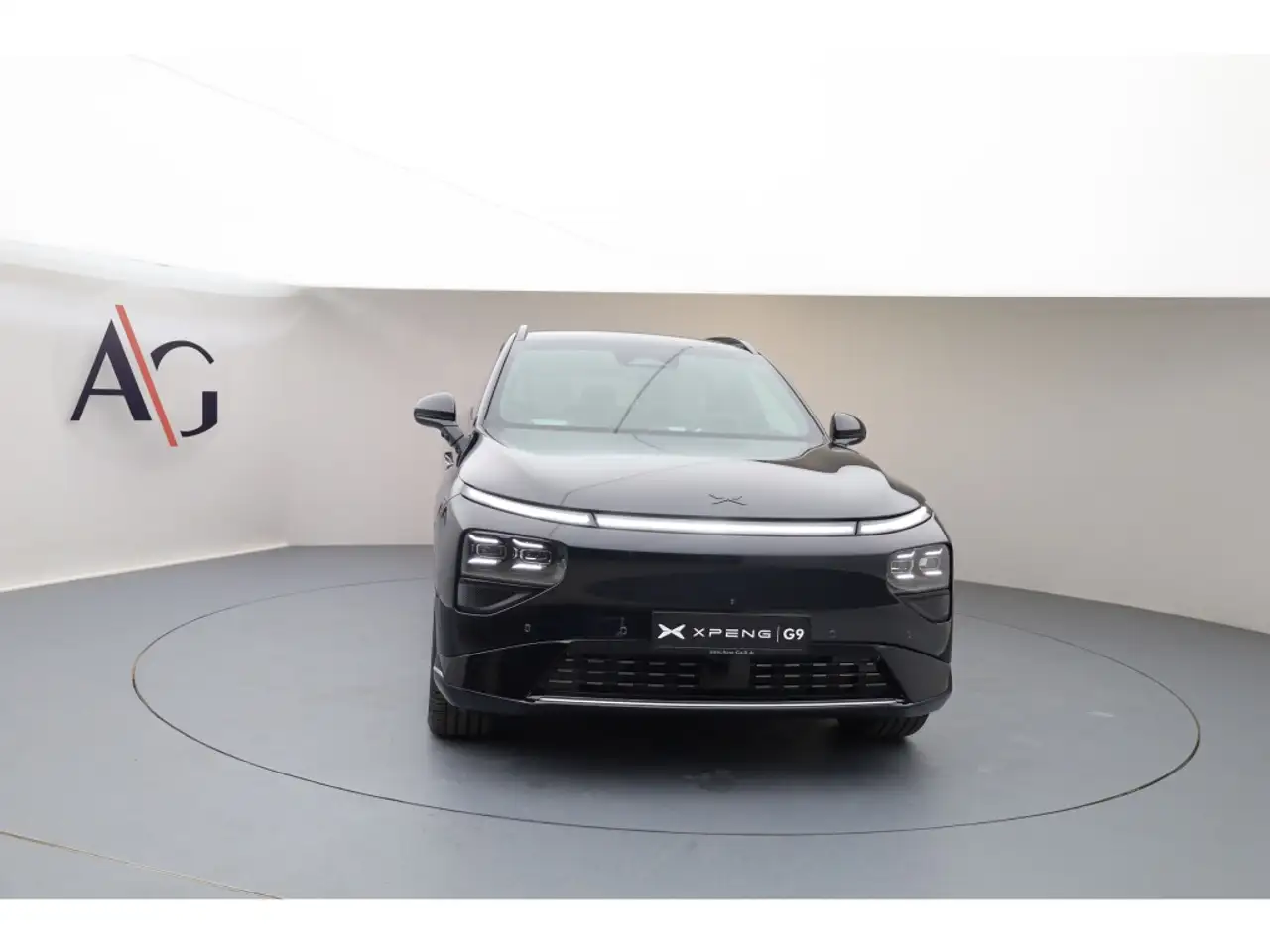 XPENG G9