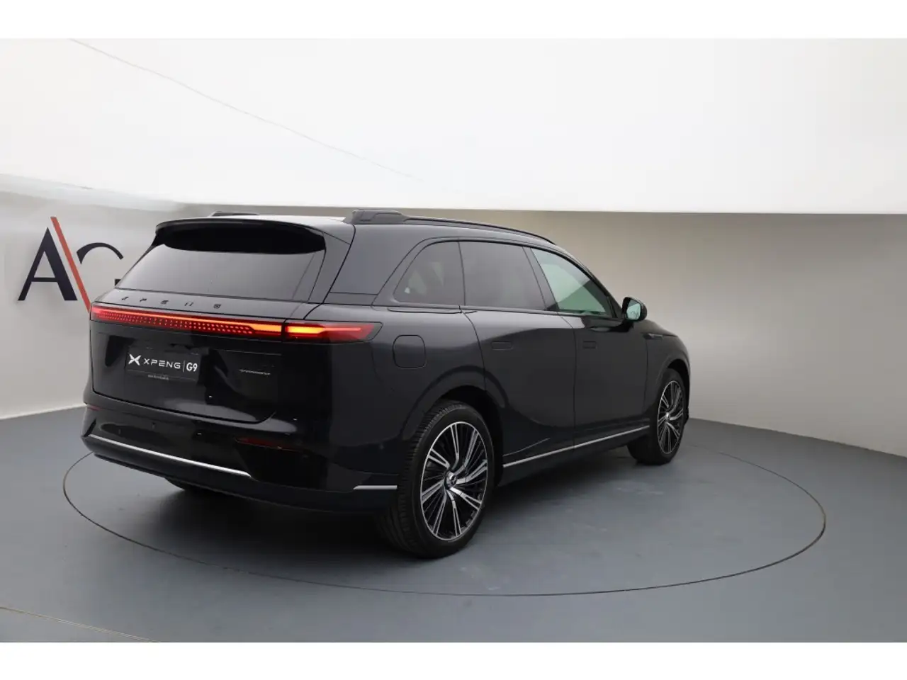 XPENG G9