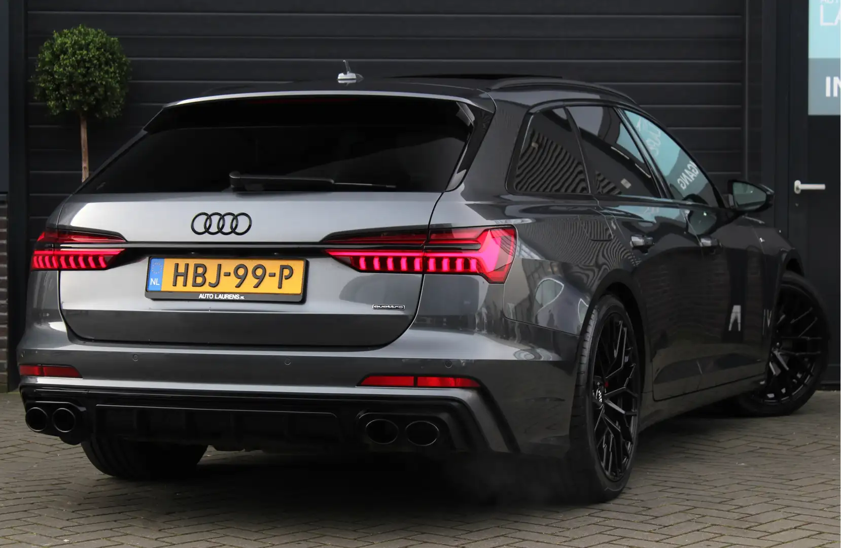 Audi A6 Avant 55 TFSI e quattro Competition | Pano | RS St Grigio - 2